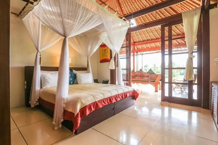 Living room, Bed in Bali Harmony Villa