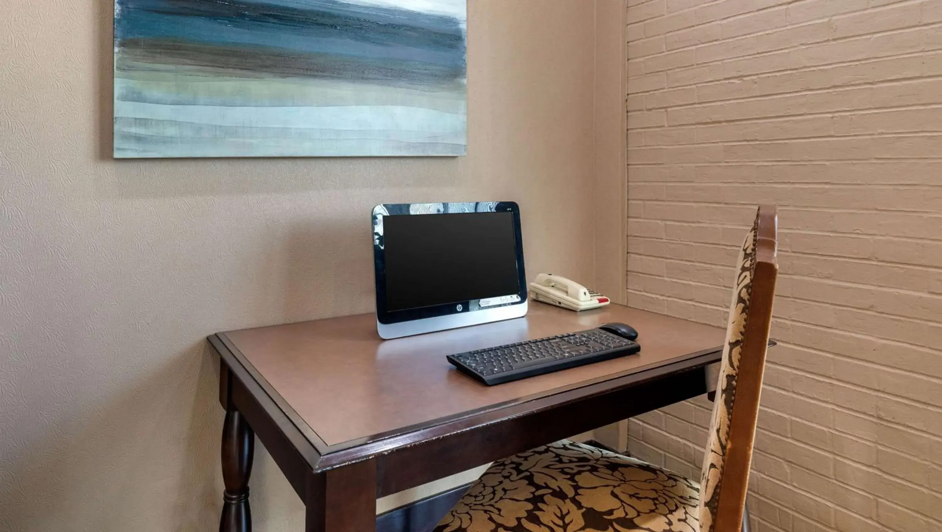 Business facilities in Magnuson Grand Hotel and Conference Center Tyler