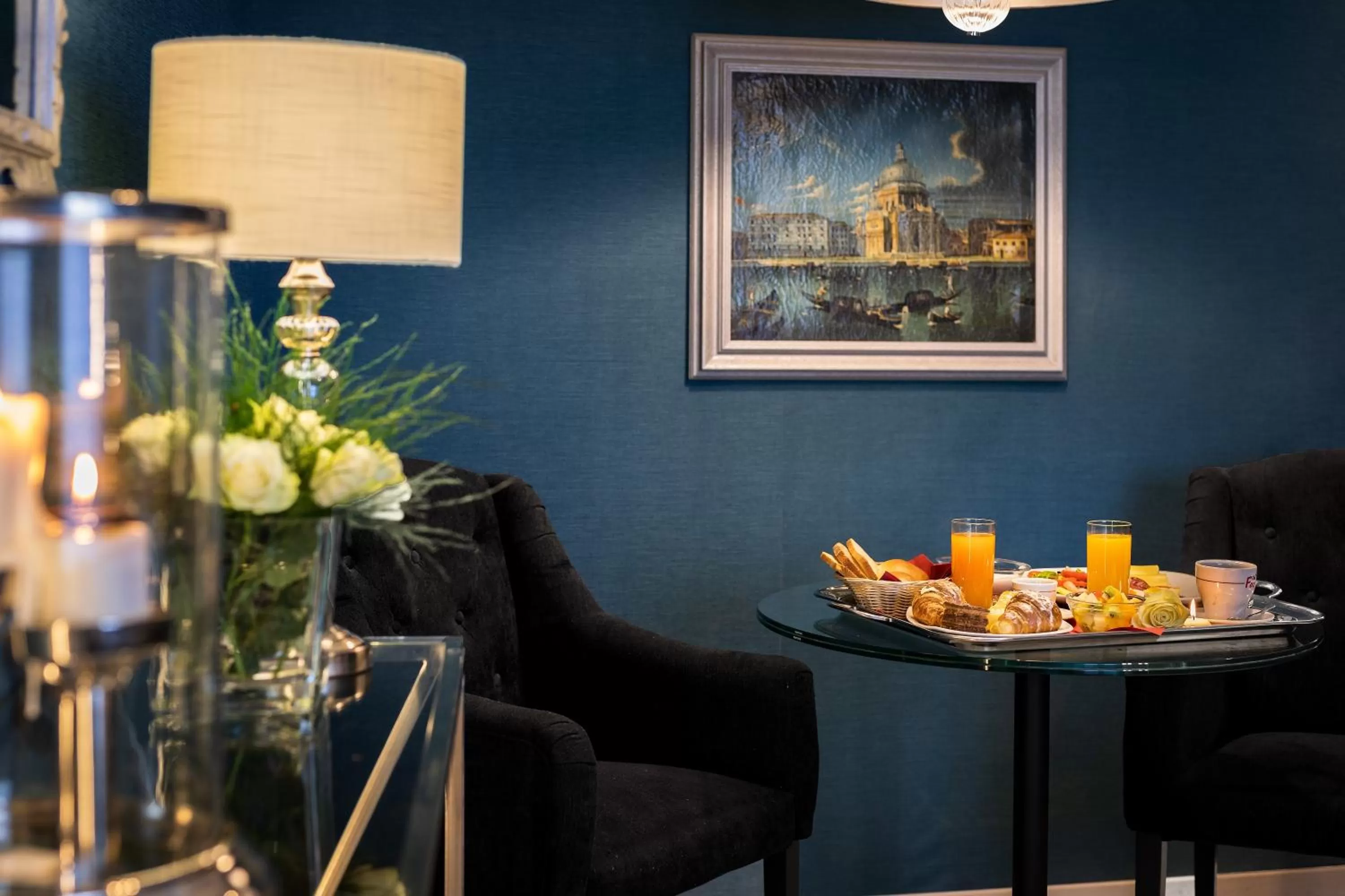 Living room, Restaurant/Places to Eat in Dharma Style Hotel & Spa