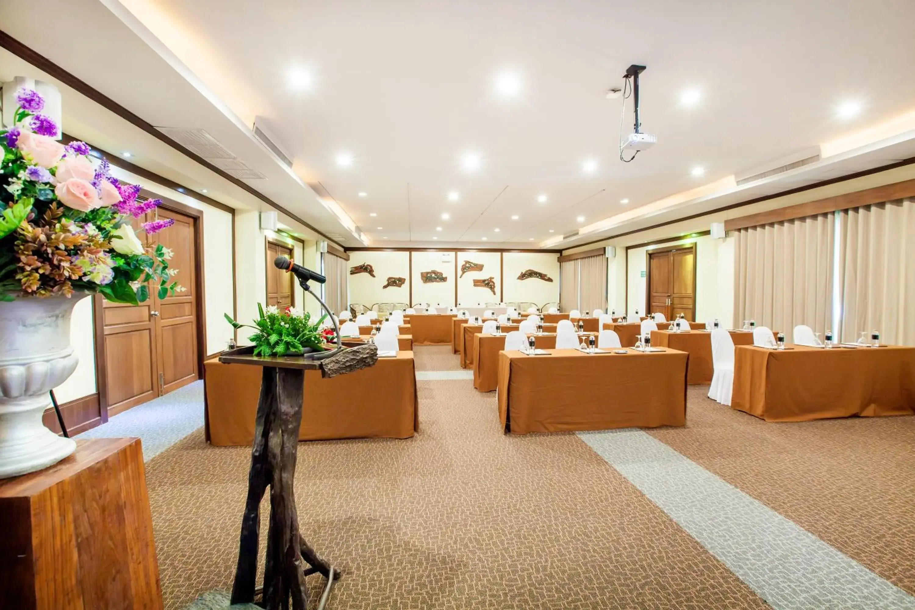 Meeting/conference room, Banquet Facilities in Sibsan Resort & Spa Maetaeng SHA