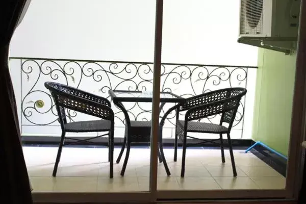 Balcony/Terrace in Maleez Lodge