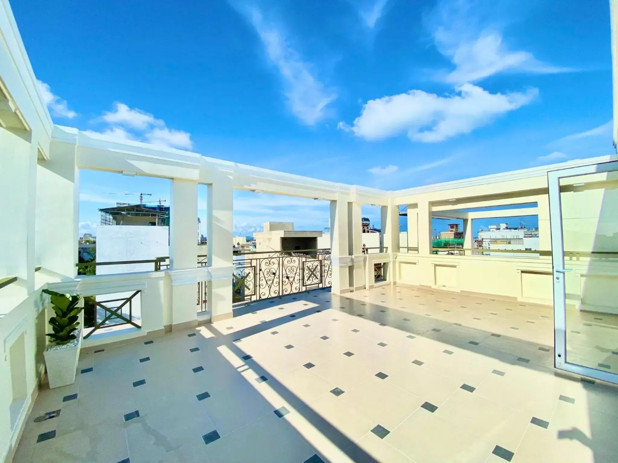 Property building in CAROLINE BEACH VUNG TAU Property building in CAROLINE BEACH VUNG TAU