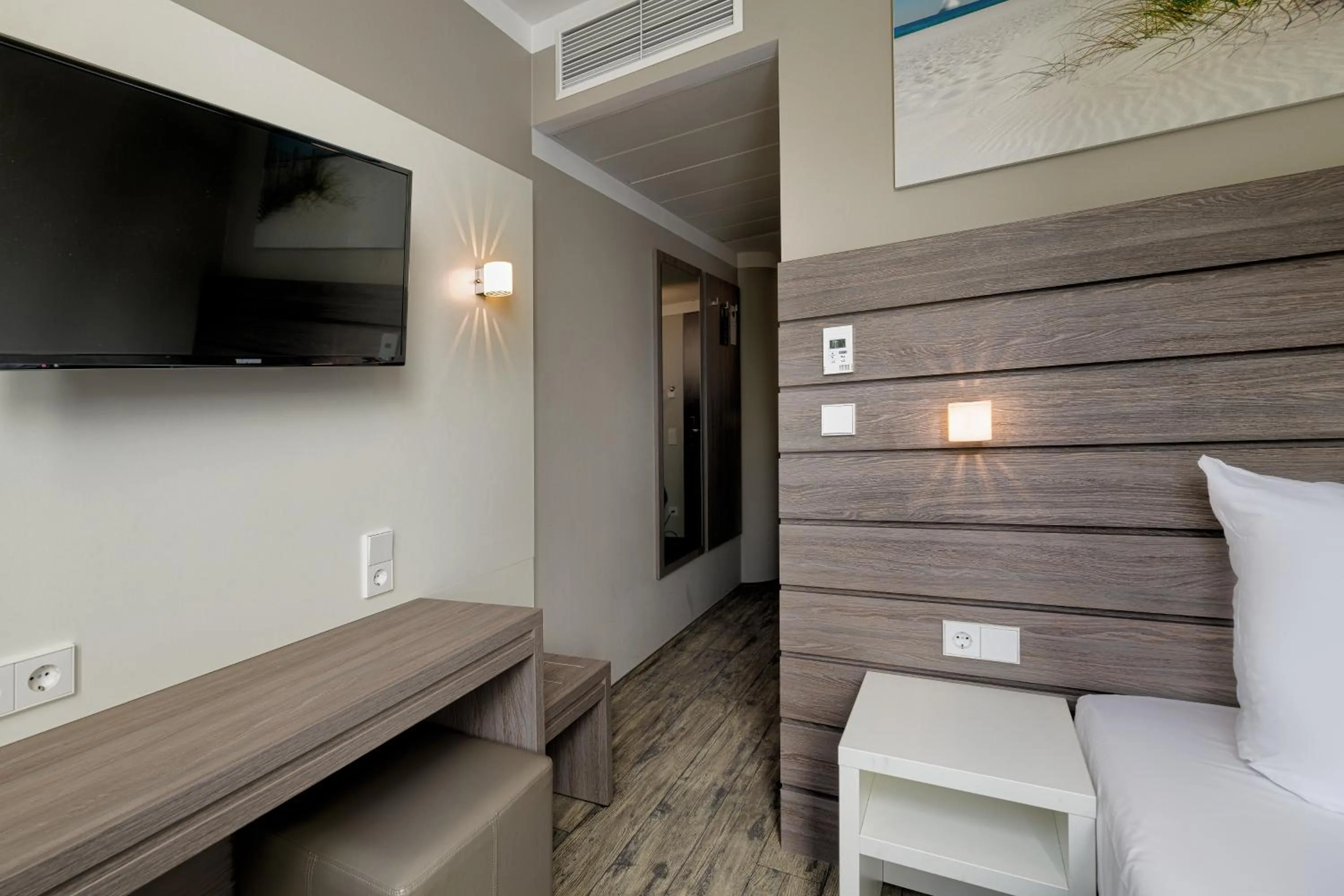 TV and multimedia, Bed in Tulip Inn München Messe