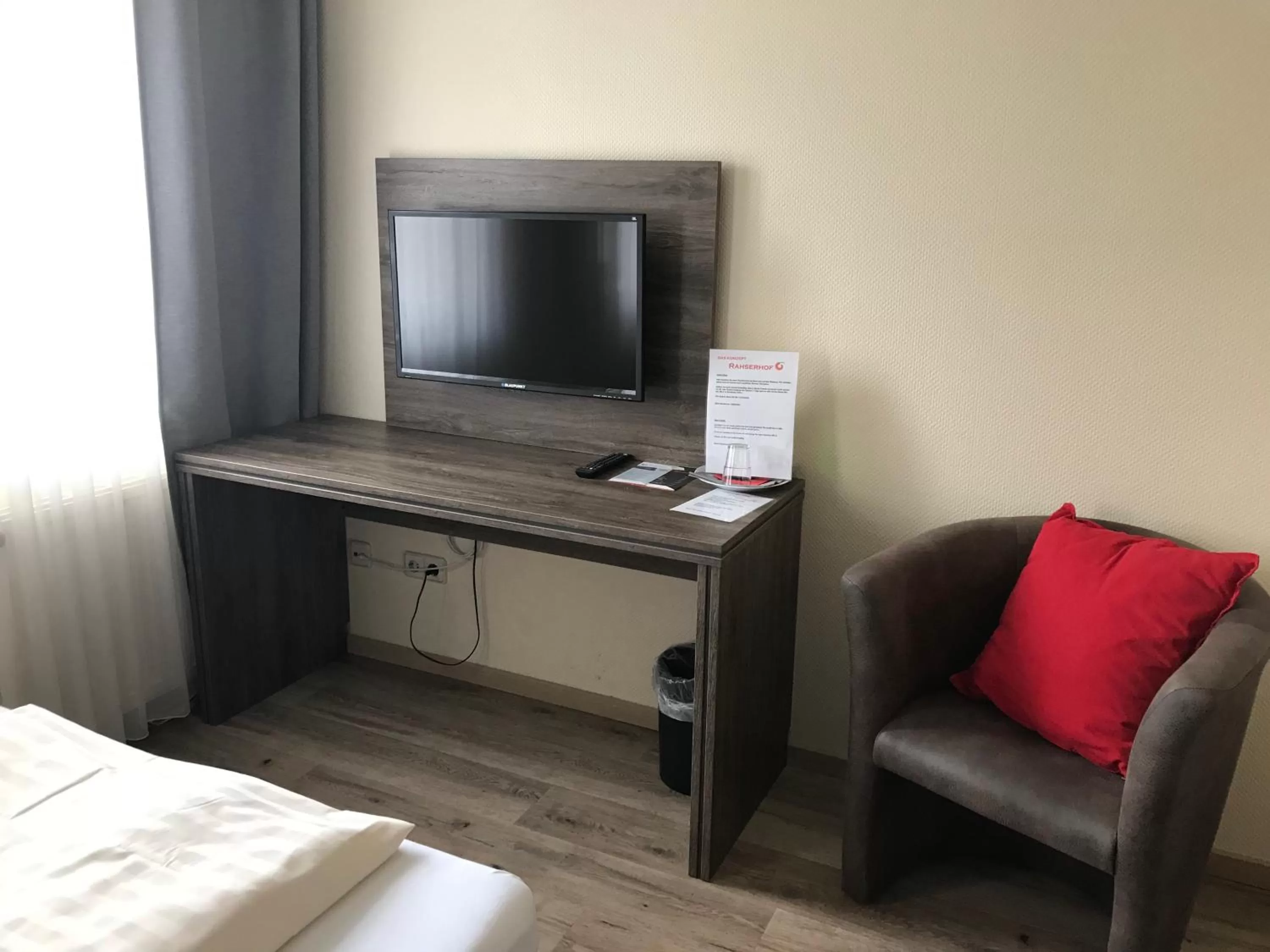 Photo of the whole room, Bed in Hotel Rahserhof