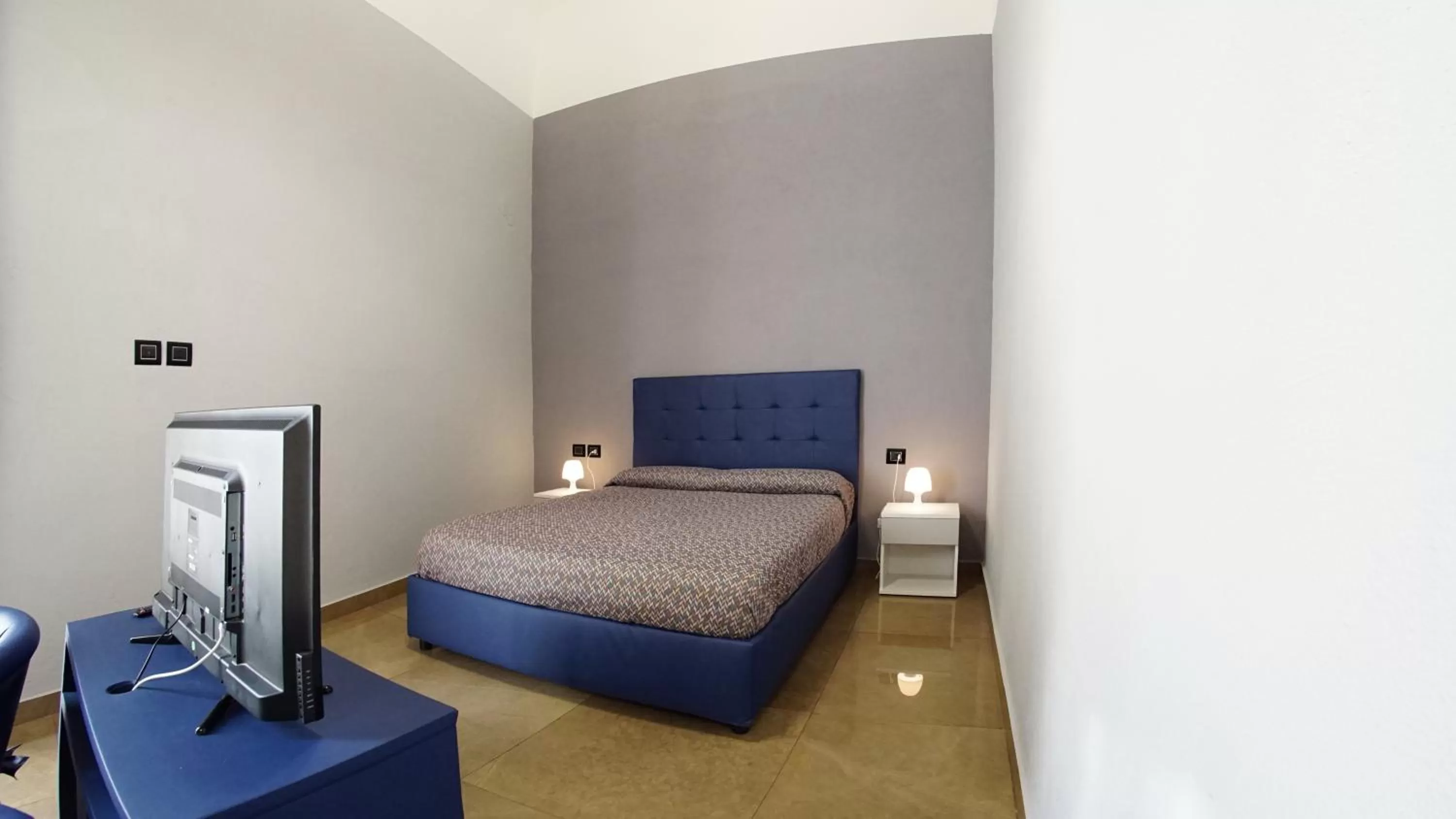 Bed in Beverello Suite