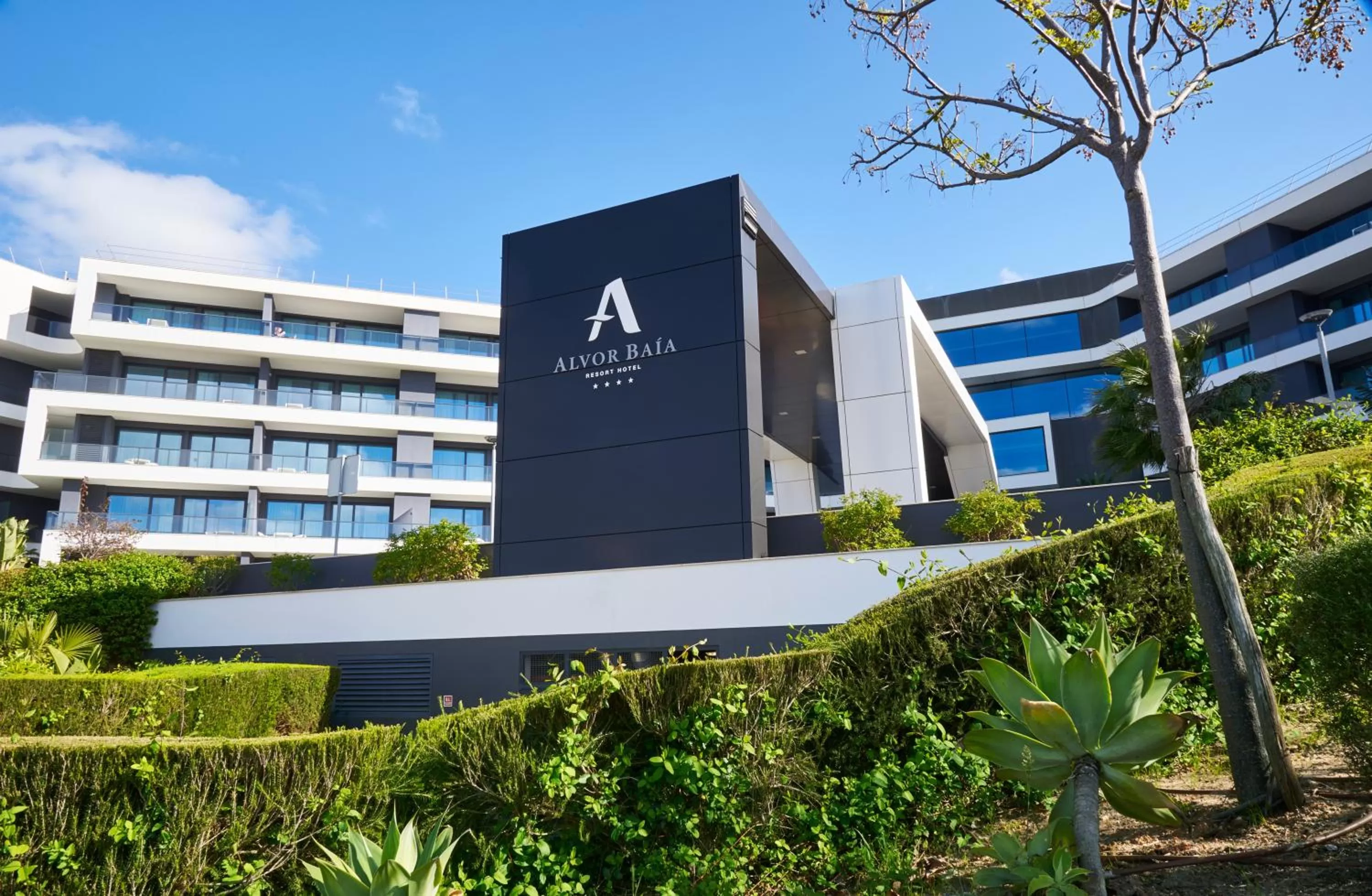 Property building in RR Alvor Baía Resort