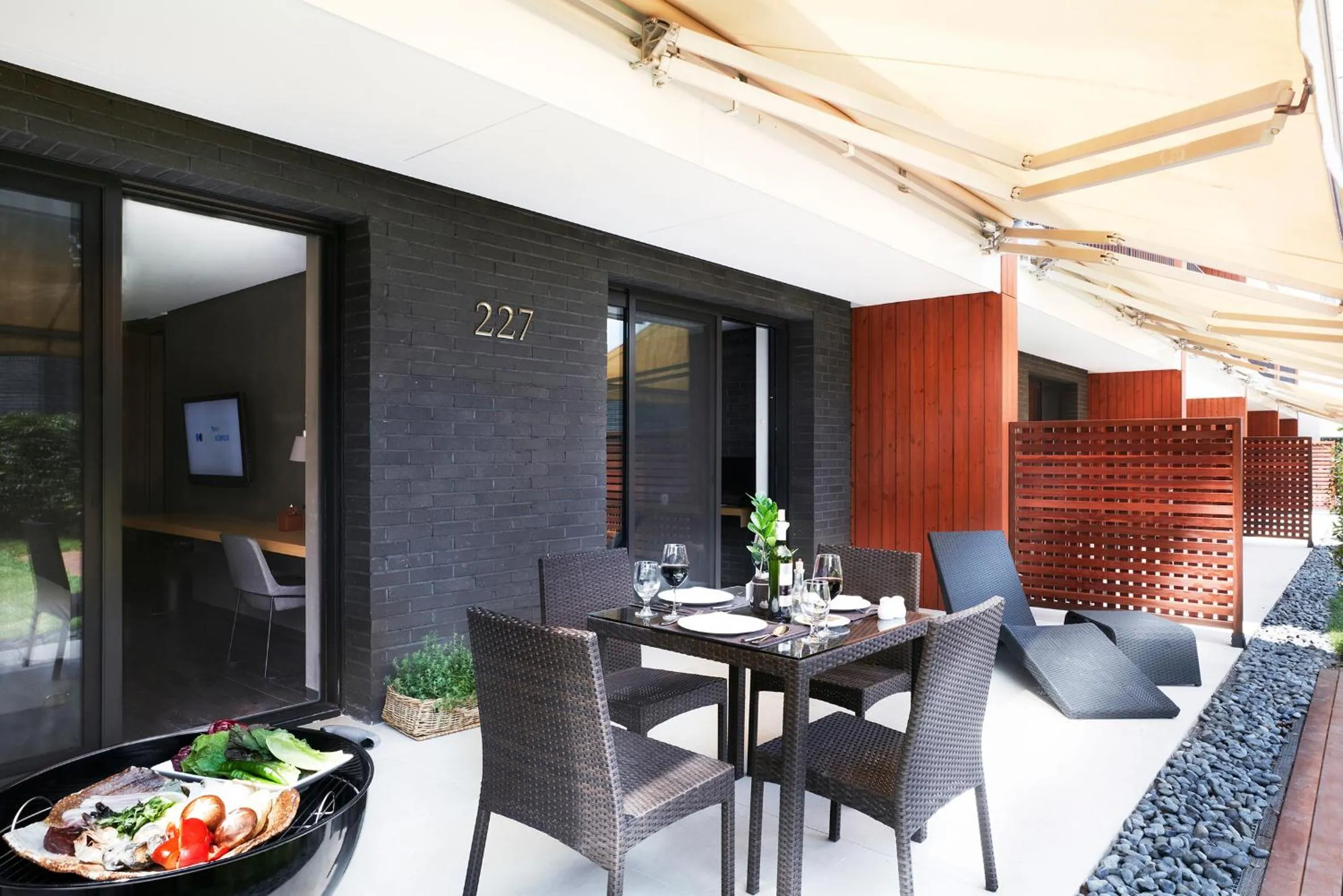 BBQ facilities in Maison Glad Jeju