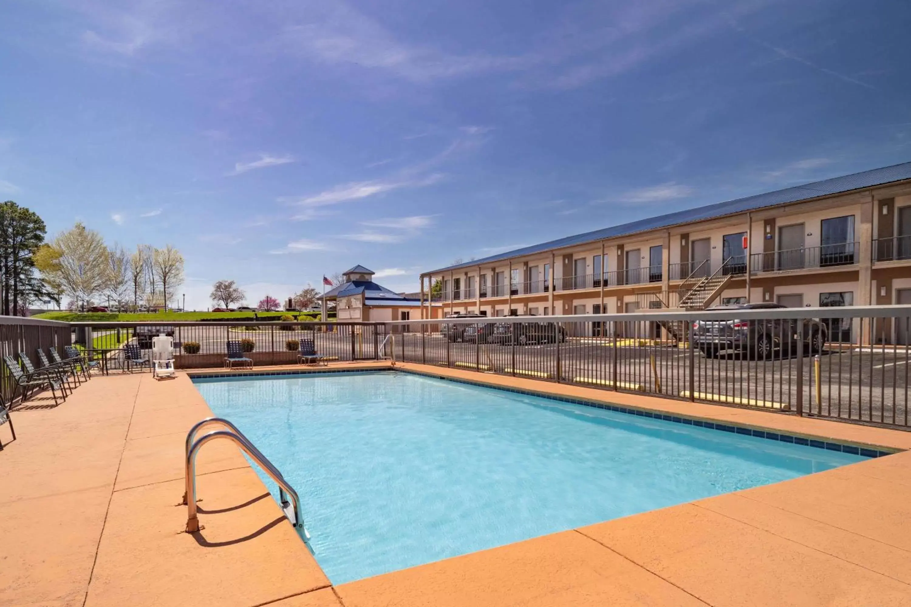 Activities, Swimming Pool in Days Inn by Wyndham Cookeville