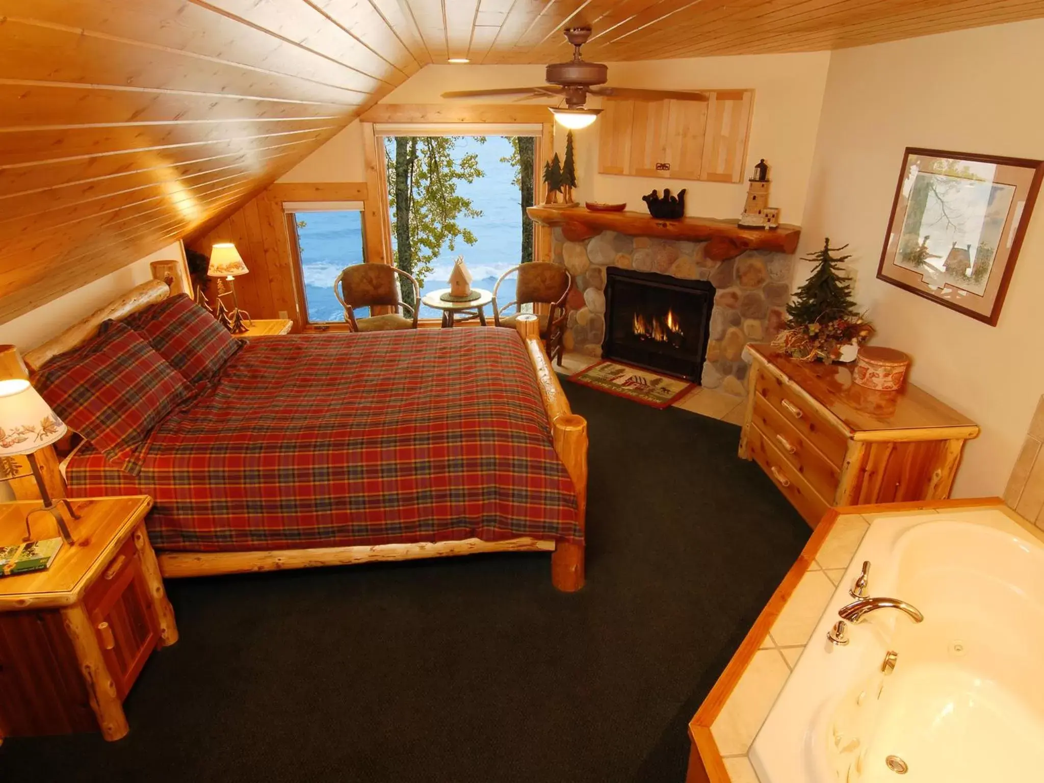 Bedroom in Grand Superior Lodge