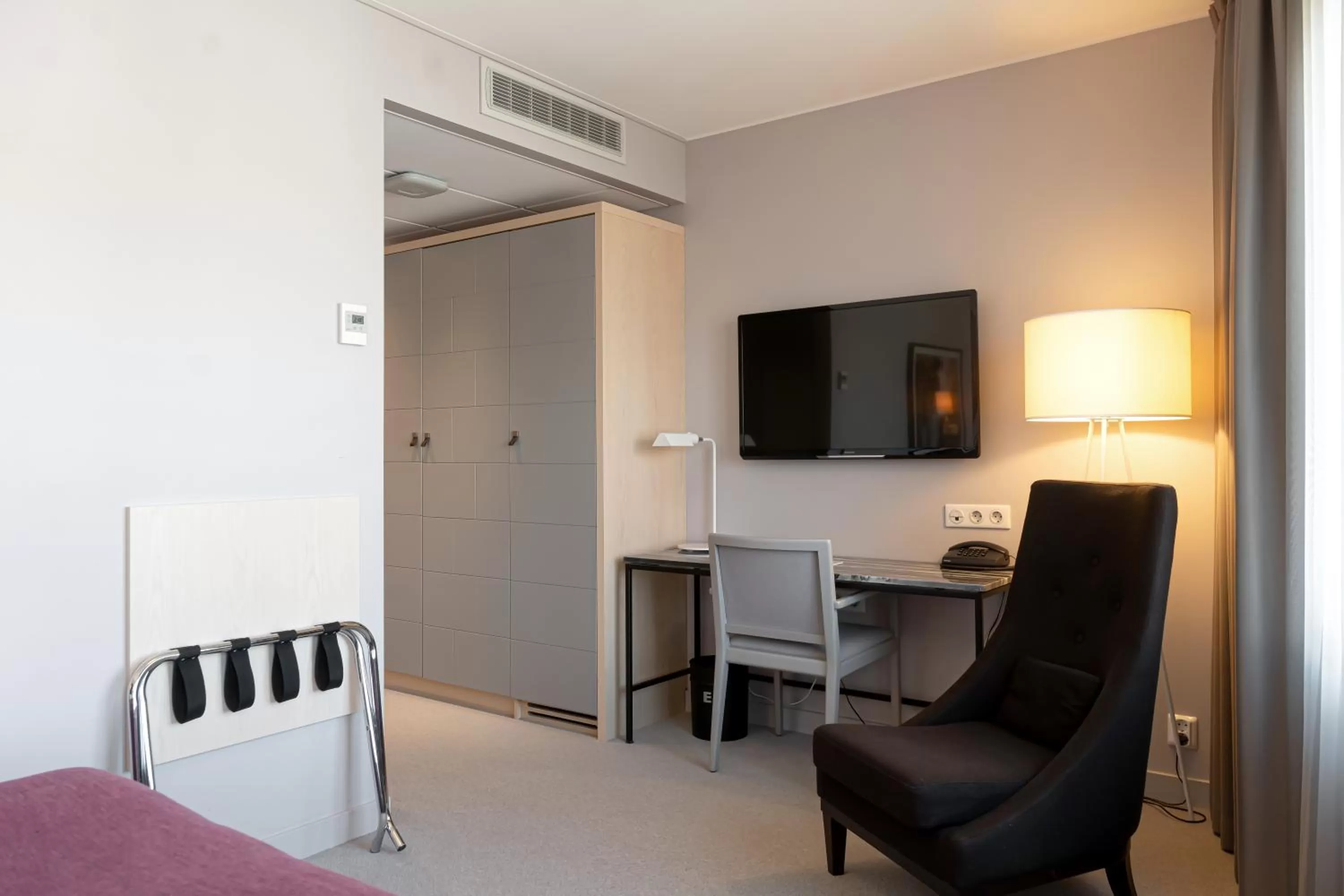 Seating area, Bed in Elite Plaza Örnsköldsvik