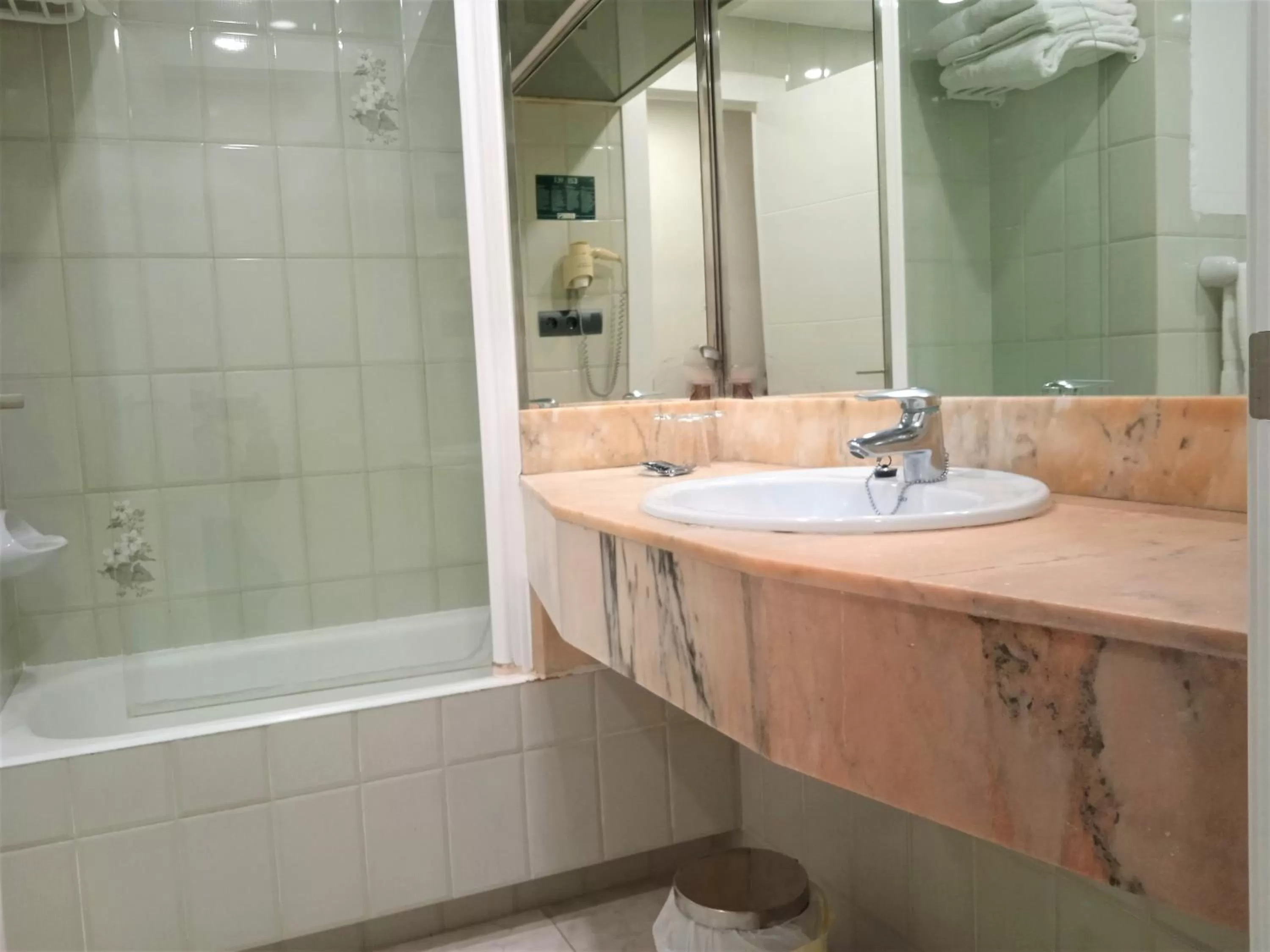 Bathroom in Hotel 153