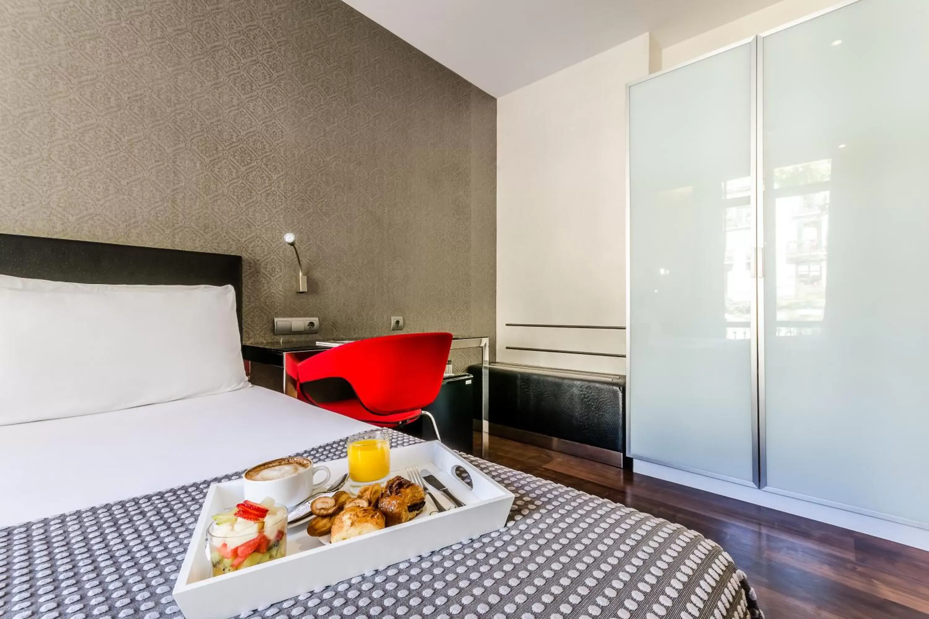 Bed in Exe Ramblas Boquería Bed in Exe Ramblas Boquería