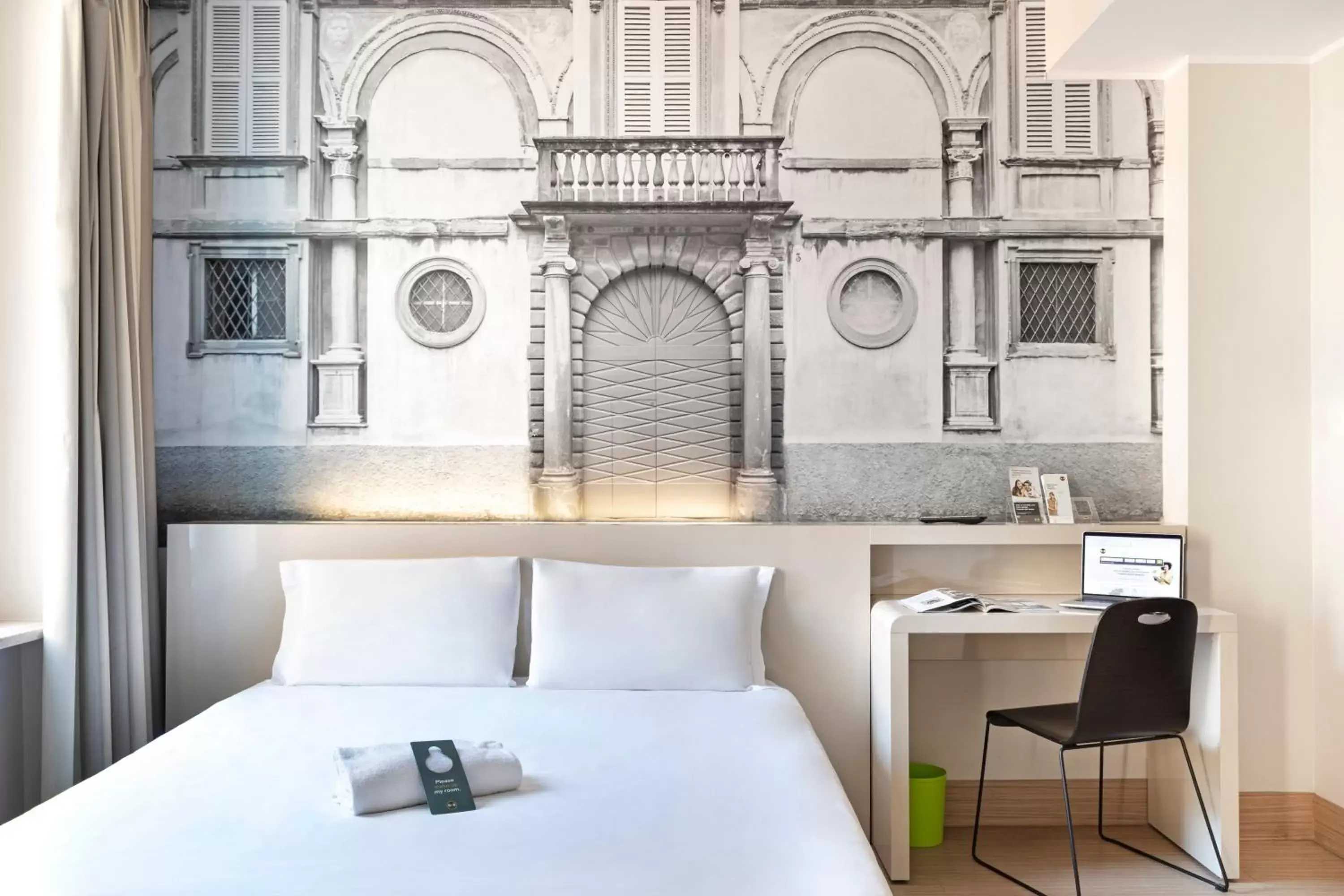 Bedroom, Bed in B&B Hotel Bergamo