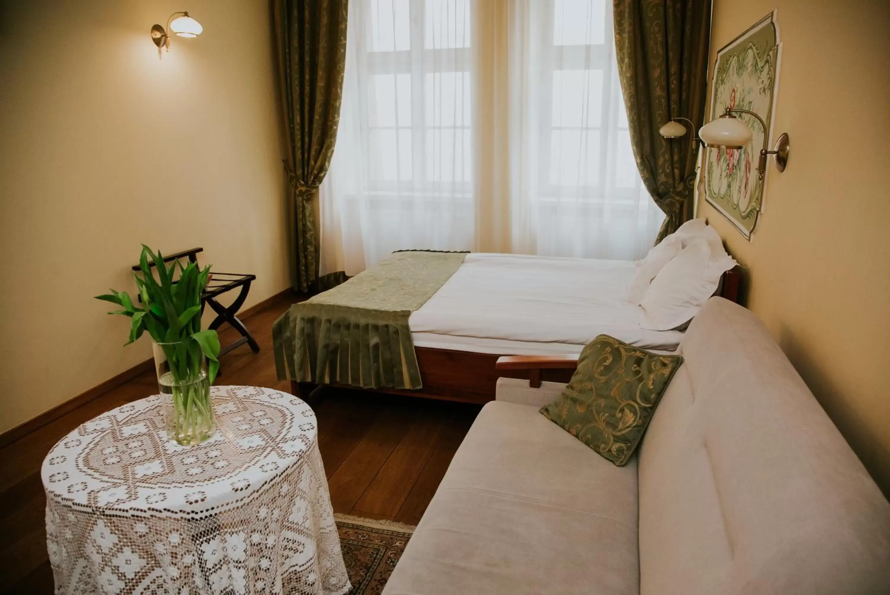 Photo of the whole room, Bed in Aparthotel Grodzka 21