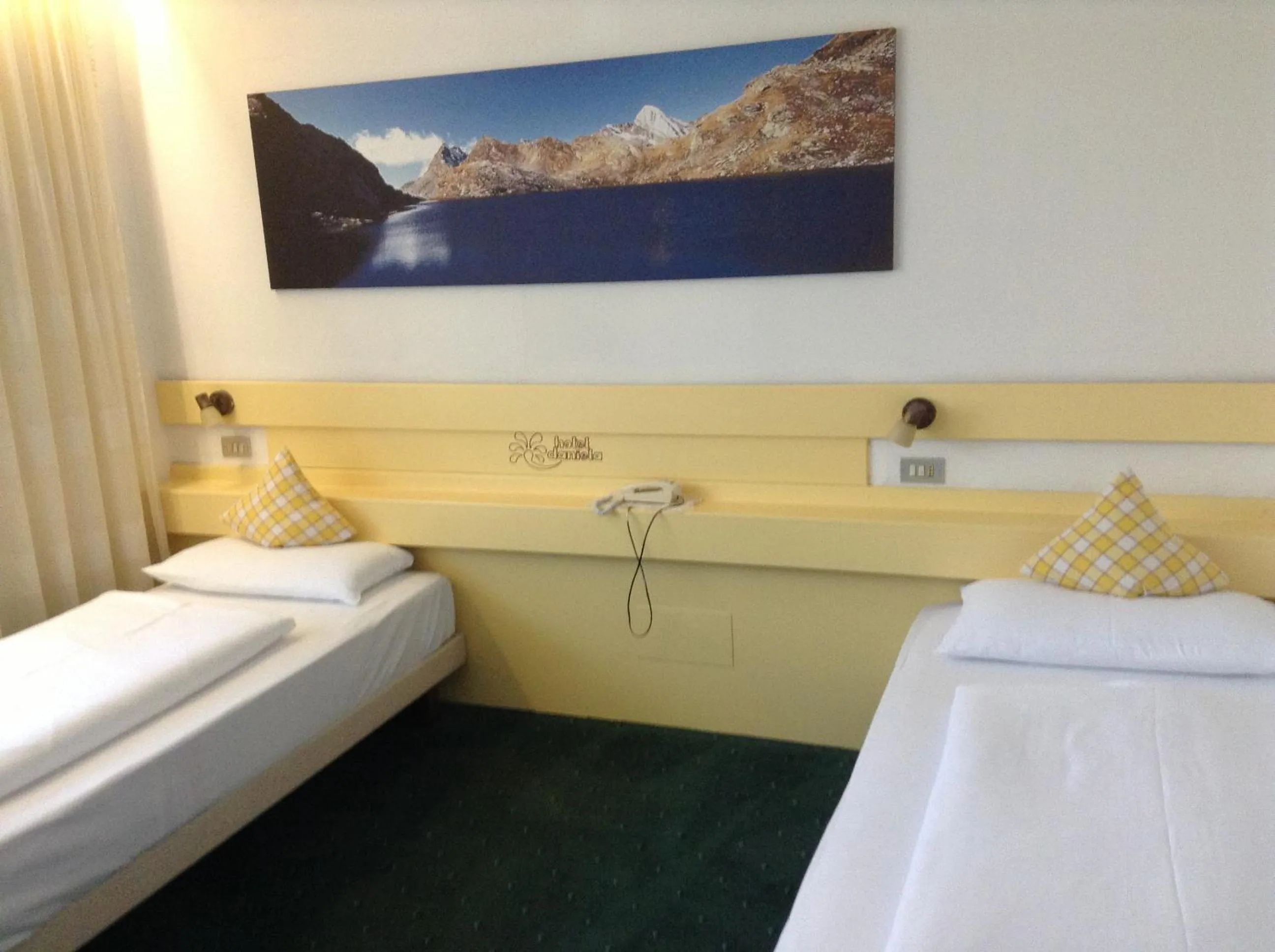 Bedroom, Bed in Hotel Daniela