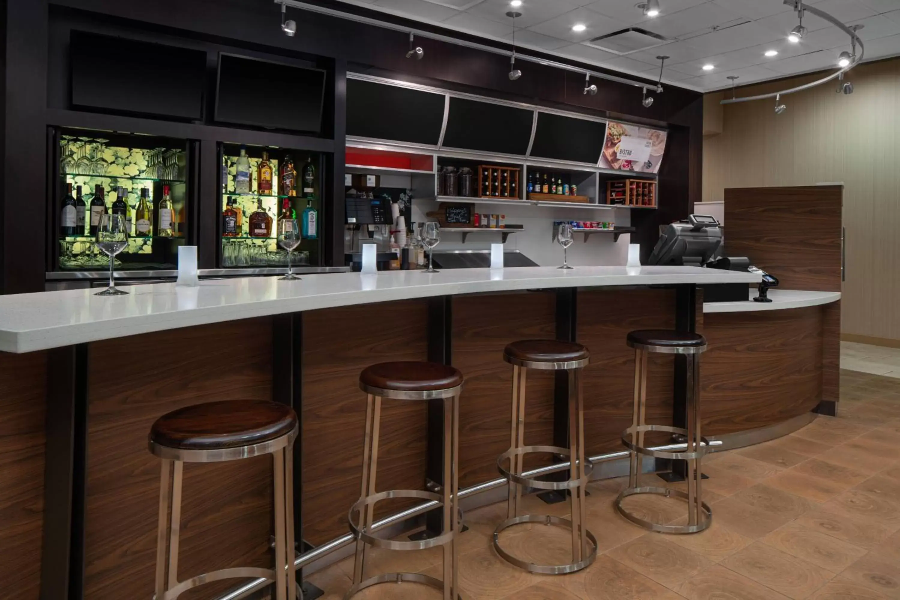 Restaurant/places to eat, Lounge/Bar in Courtyard By Marriott Houston Kingwood