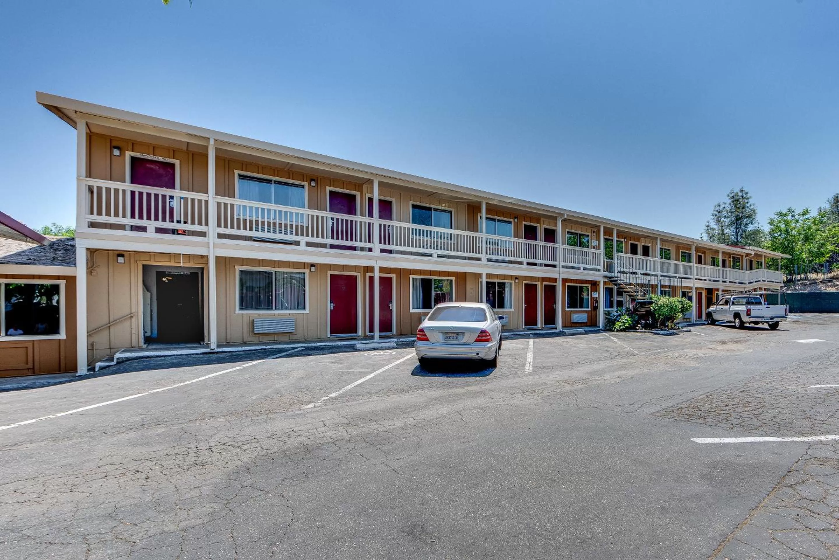 Property building in Angels Inn