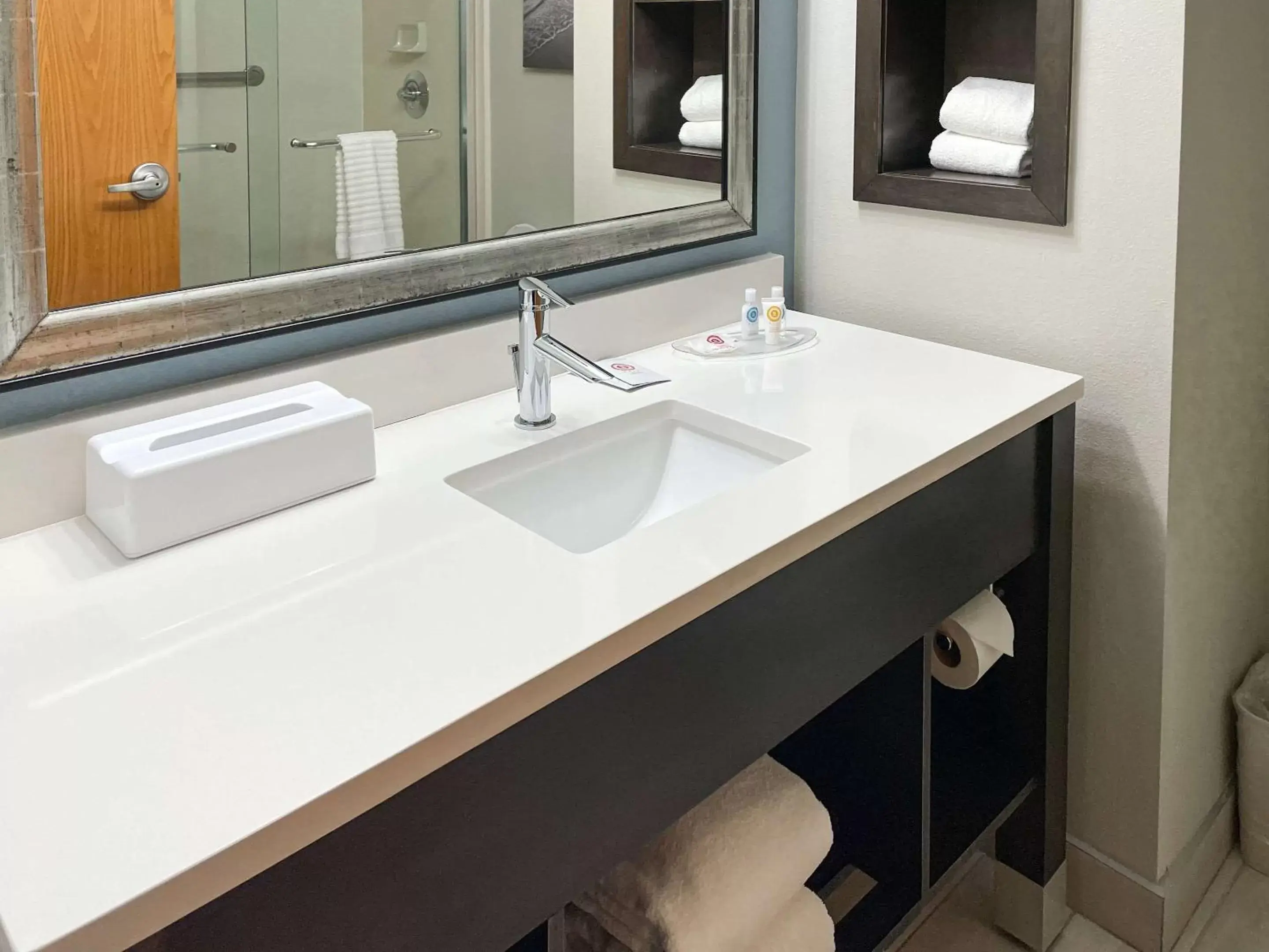Bathroom in Comfort Inn & Suites Melbourne-Viera
