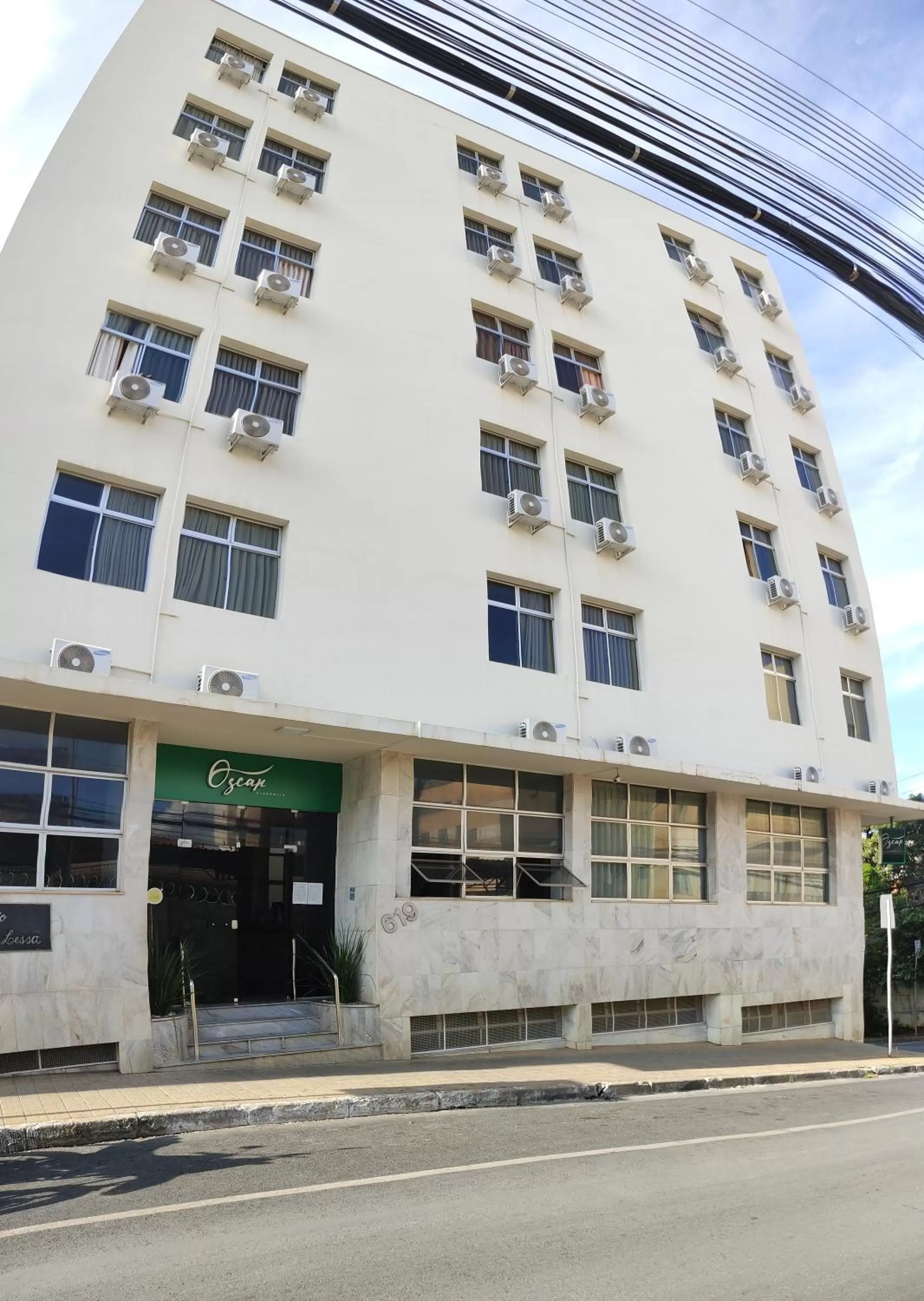 Property building in Hotel Oscar Econômico Montes Claros