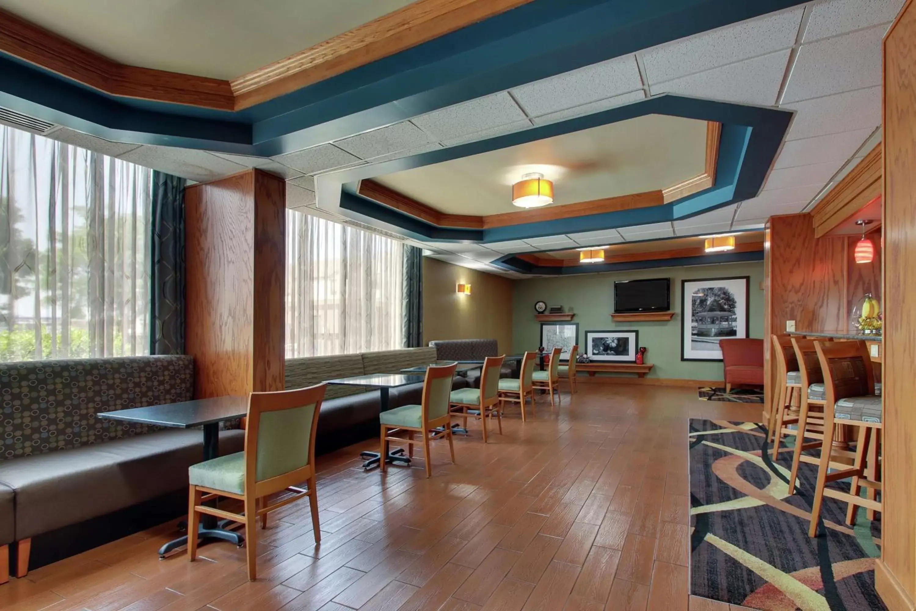 Dining area, Restaurant/Places to Eat in Hampton Inn Lebanon