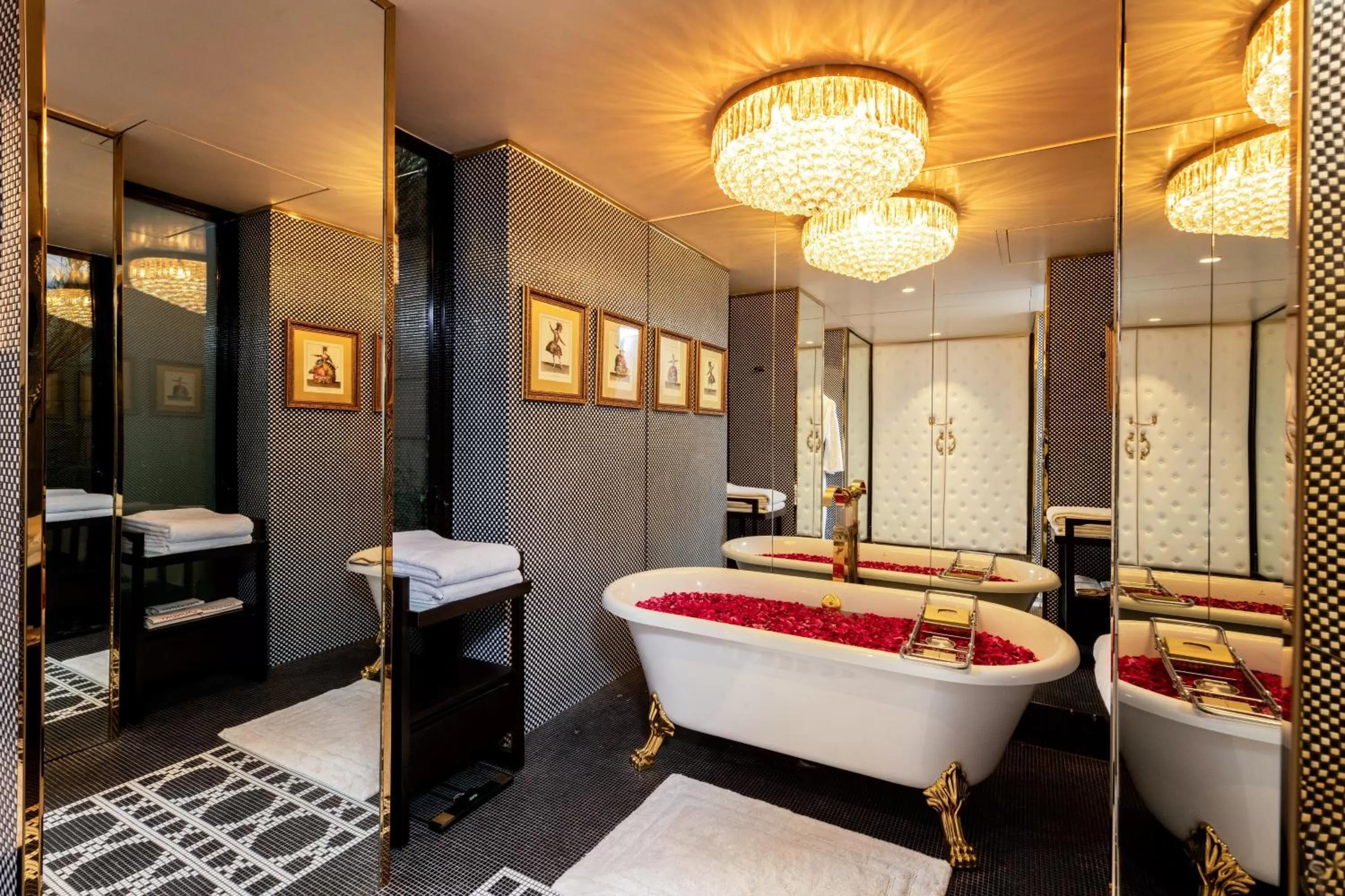 Bathroom in The Lodhi – A member of The Leading Hotels Of The World