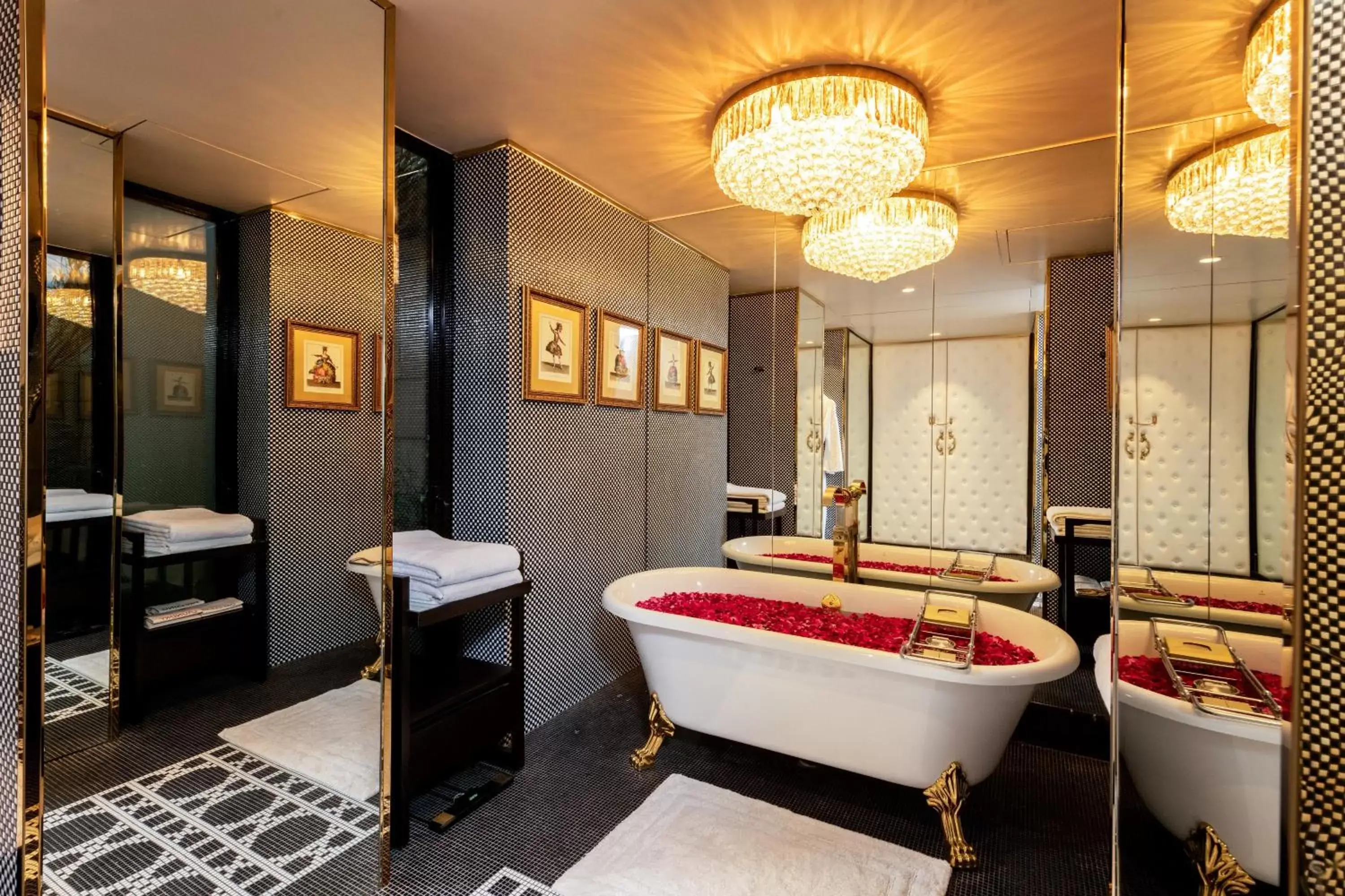 Bathroom in The Lodhi - A member of The Leading Hotels Of The World