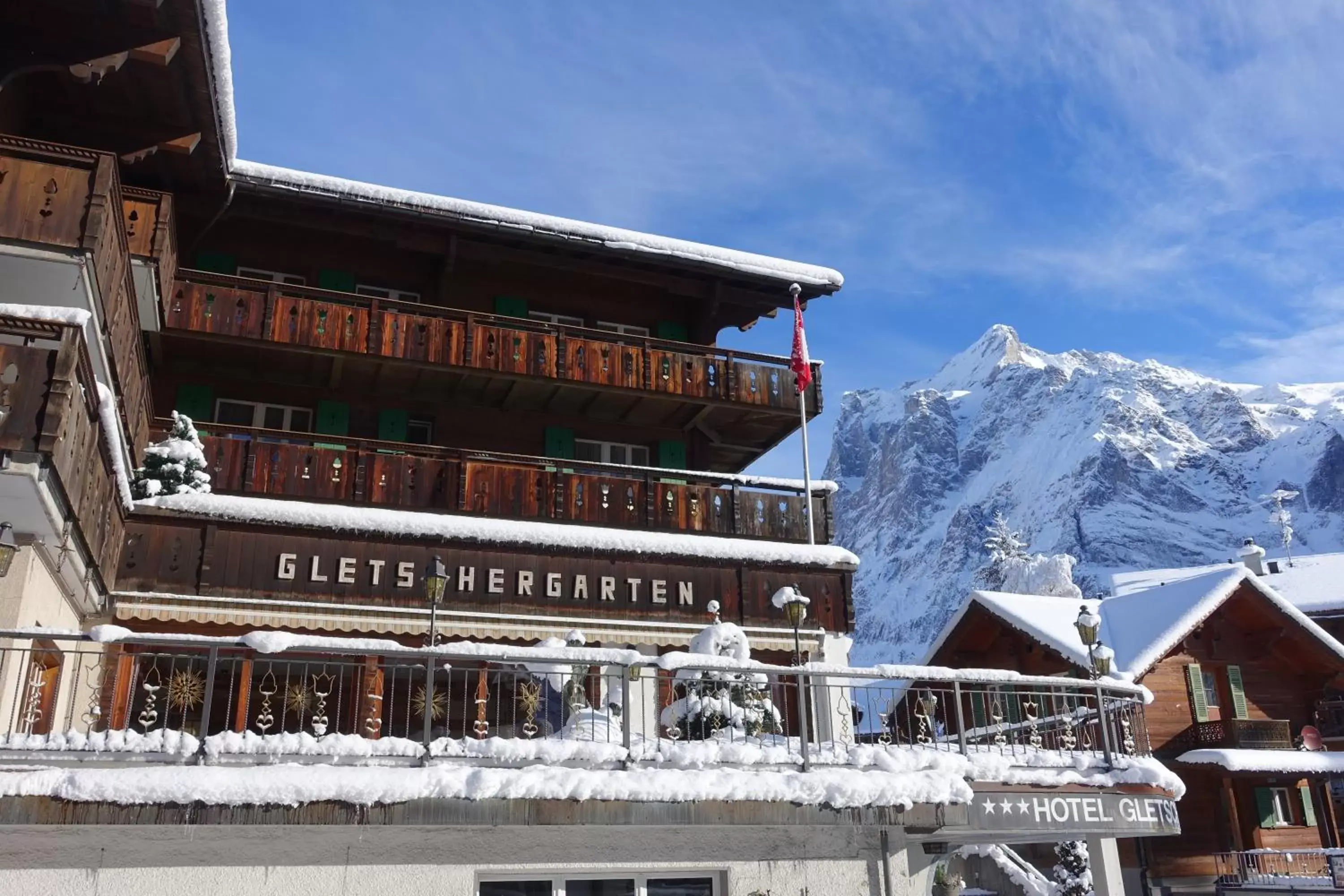 Facade/entrance, Winter in Hotel Gletschergarten