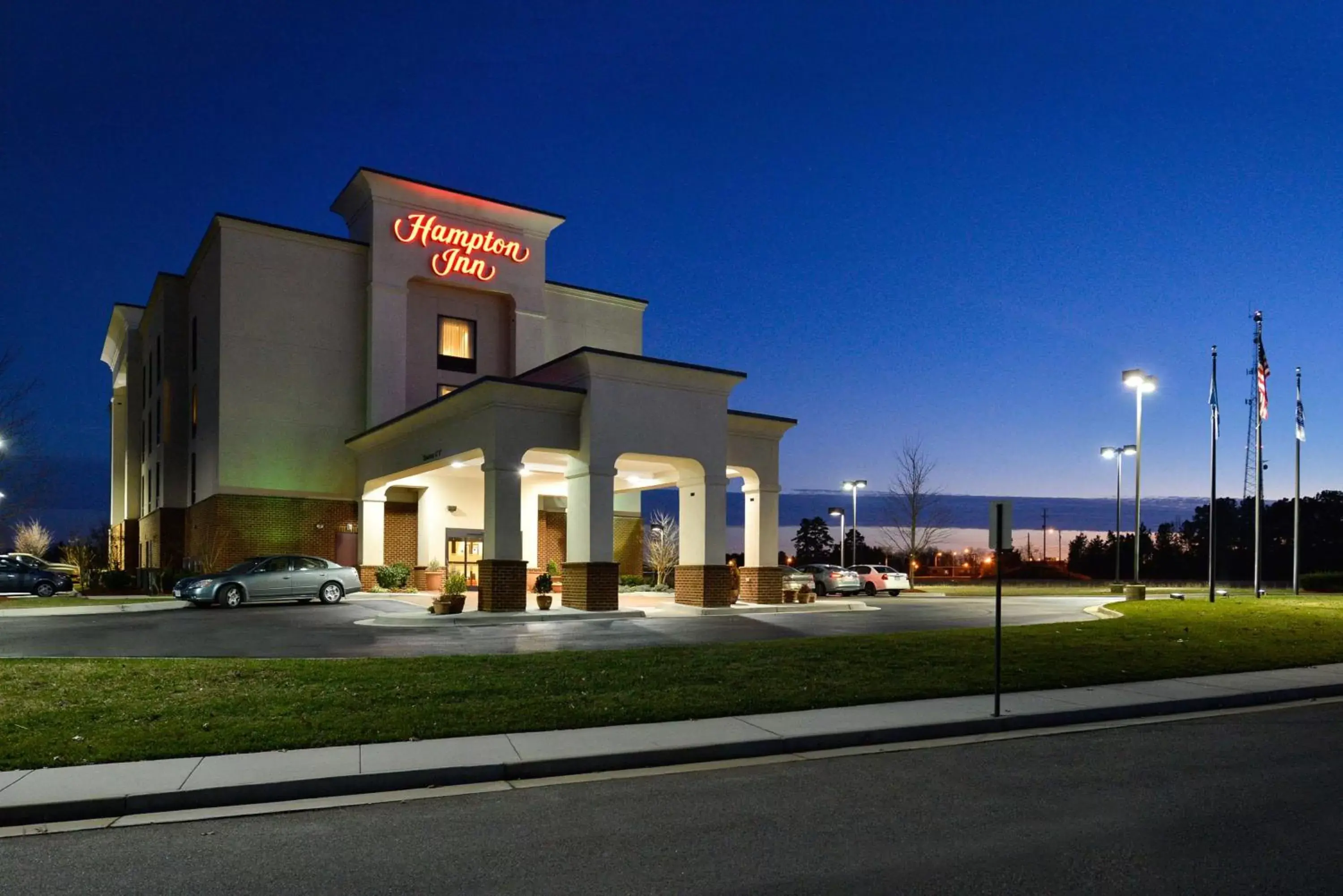 Property Building in Hampton Inn Farmville