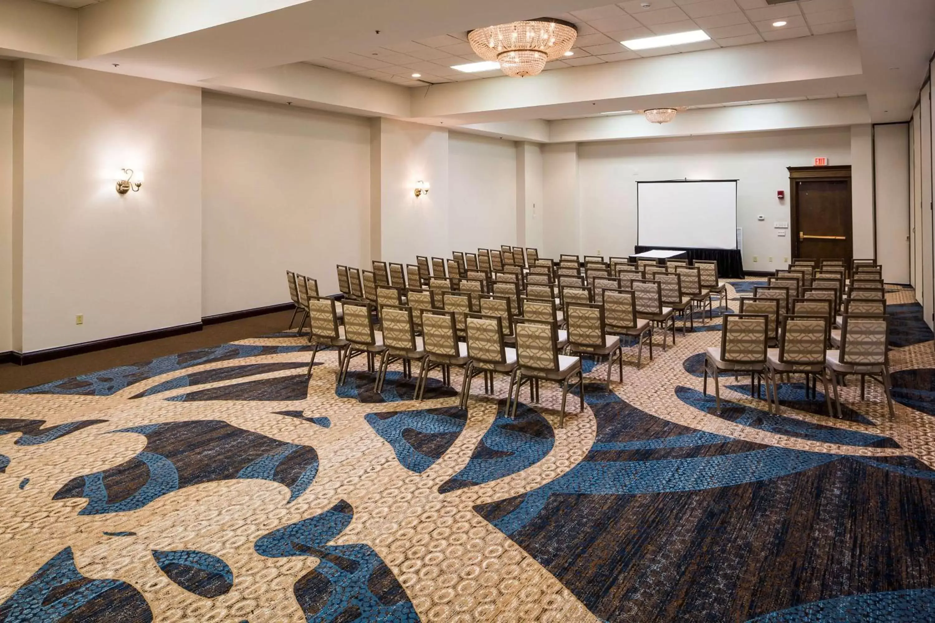 Meeting/conference room in DoubleTree by Hilton Boston-Milford