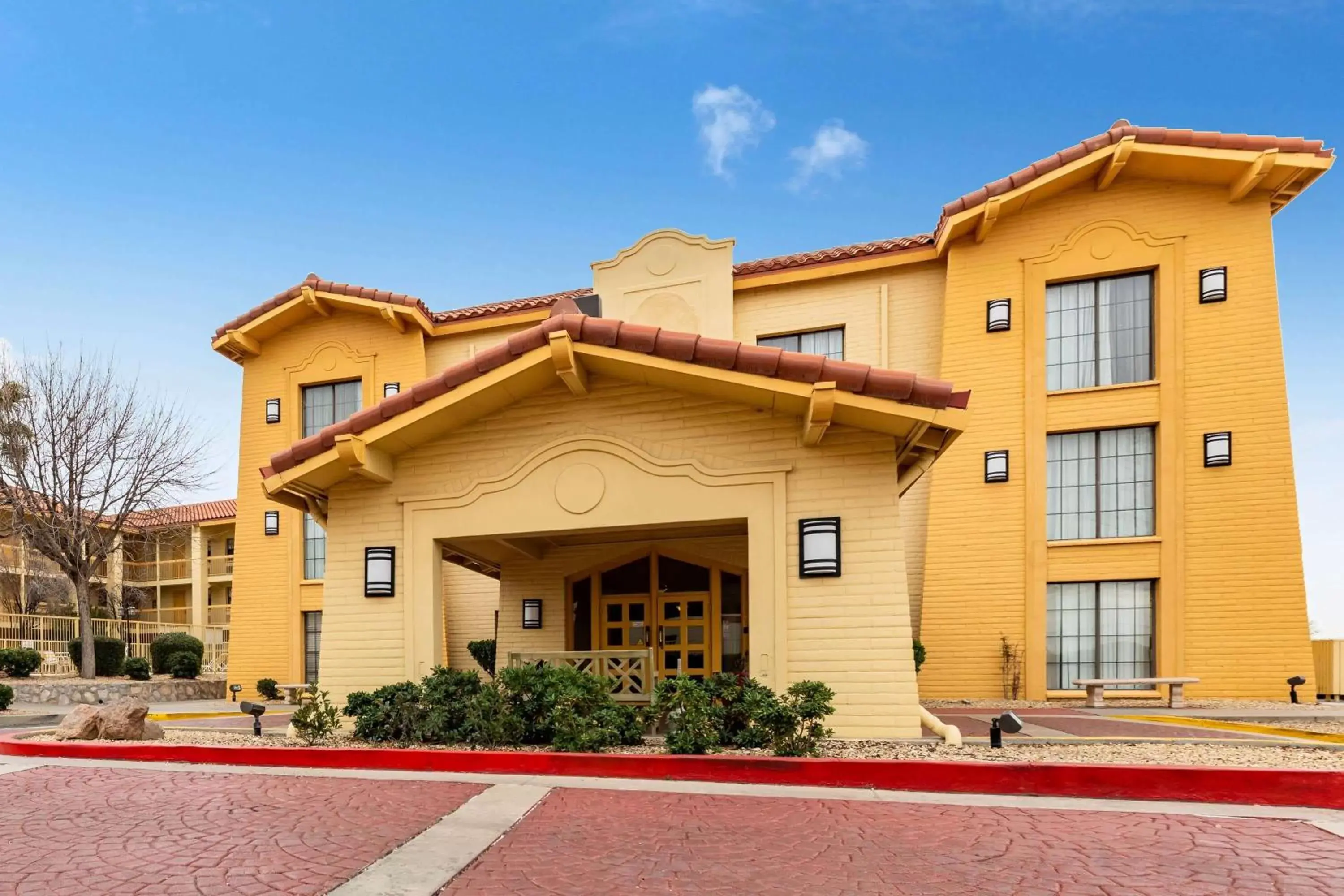 Property building in La Quinta Inn by Wyndham El Paso West