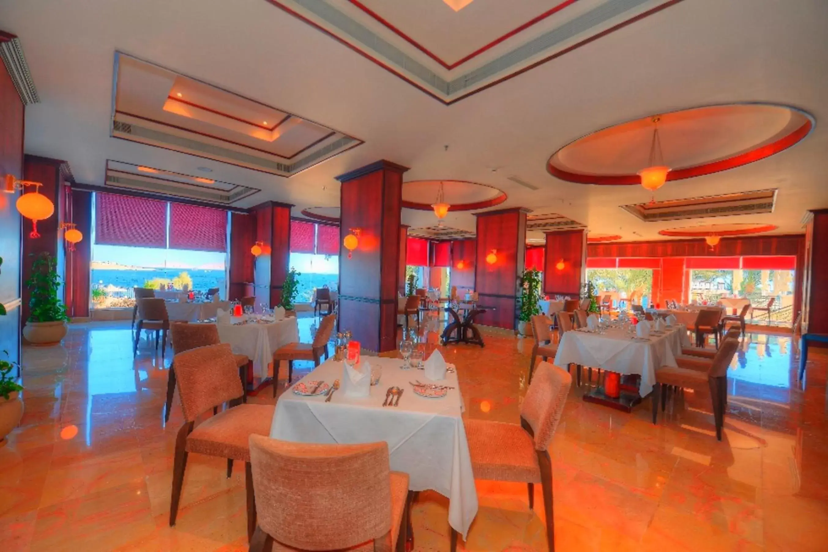 Restaurant/Places to Eat in Stella Di Mare Beach Hotel & Spa