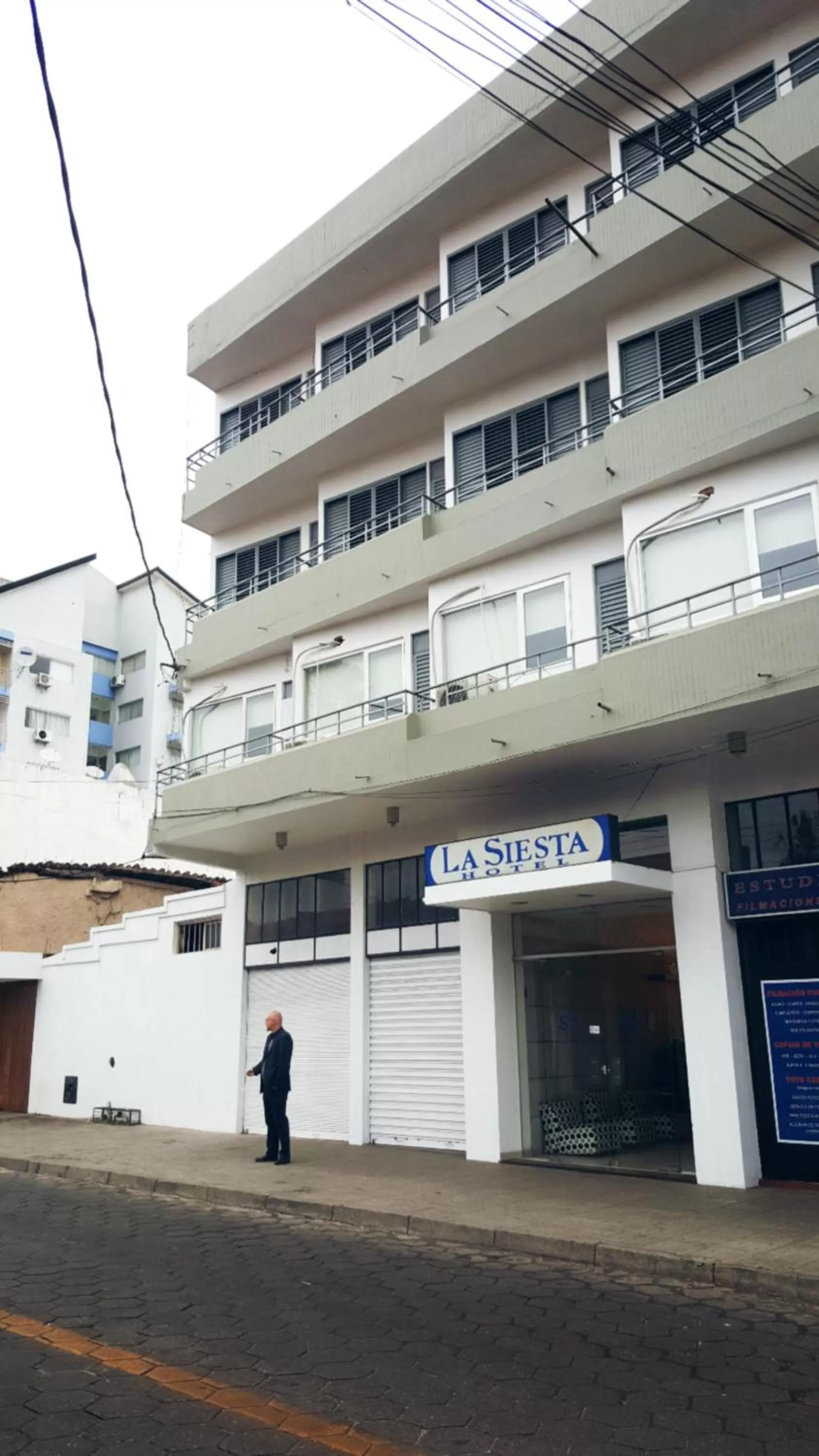 Facade/entrance in La Siesta Hotel