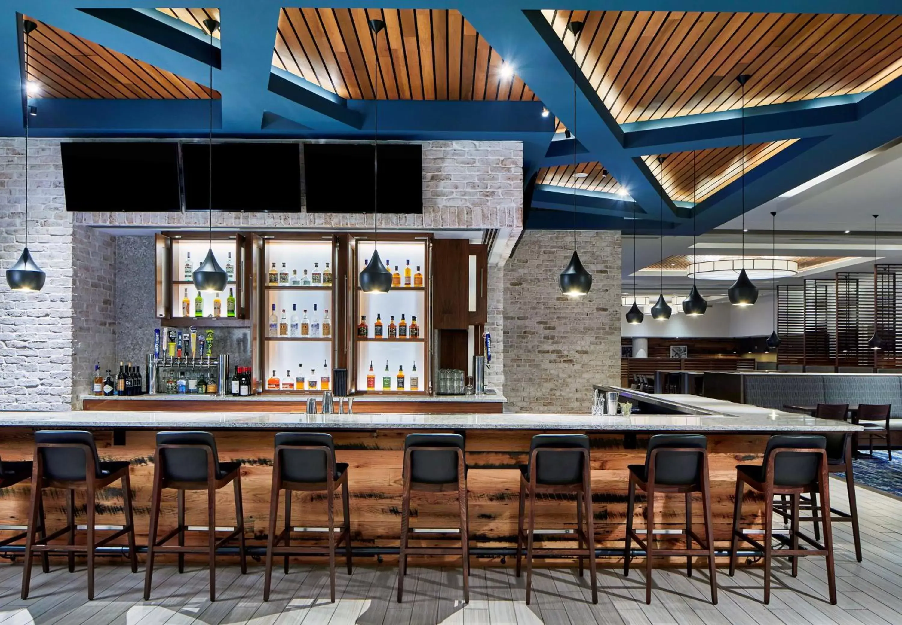 Lounge or bar, Lounge/Bar in Embassy Suites by Hilton Nashville Downtown