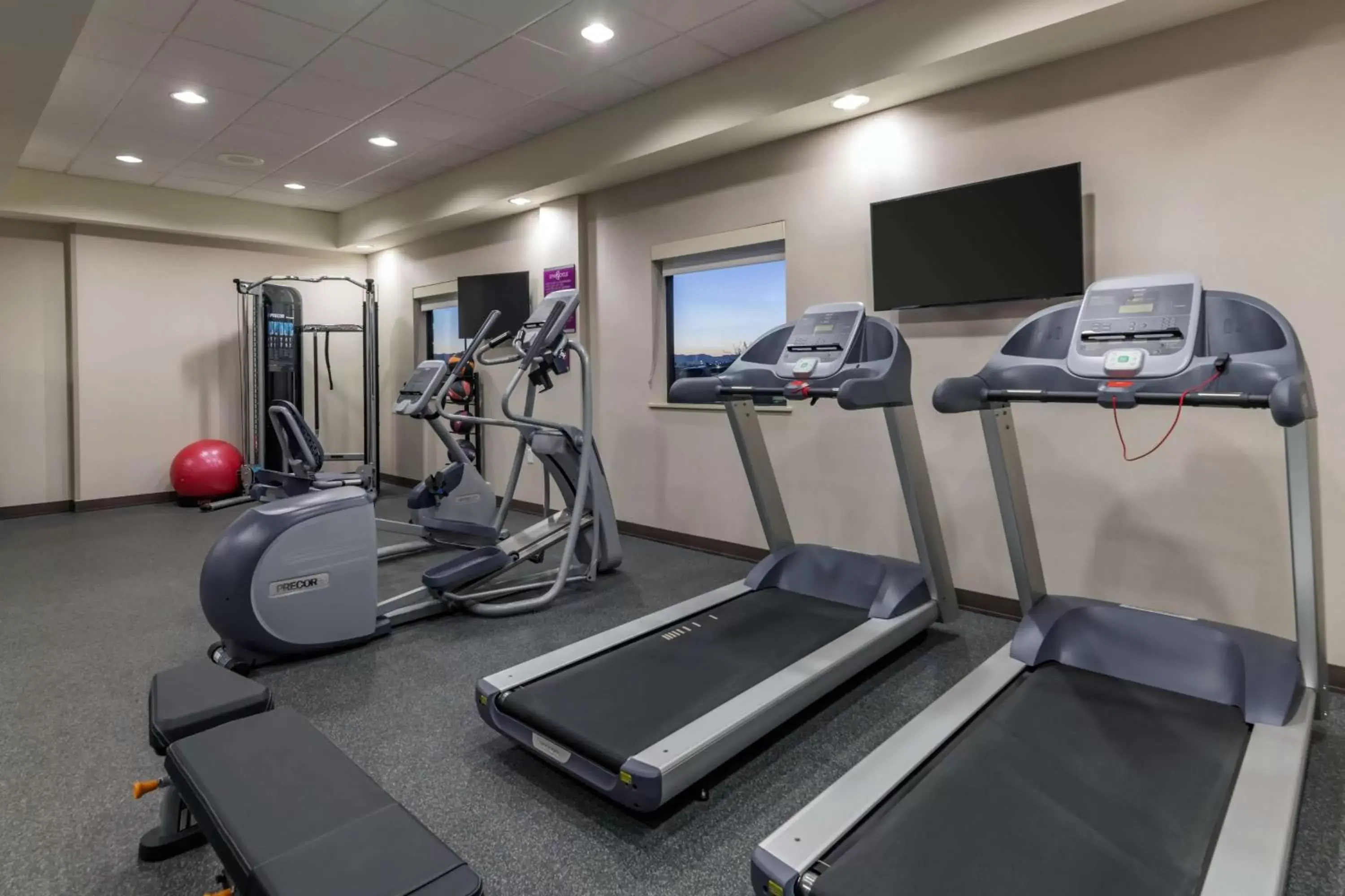 Fitness centre/facilities in Home2 Suites by Hilton Kingman Fitness centre/facilities in Home2 Suites by Hilton Kingman