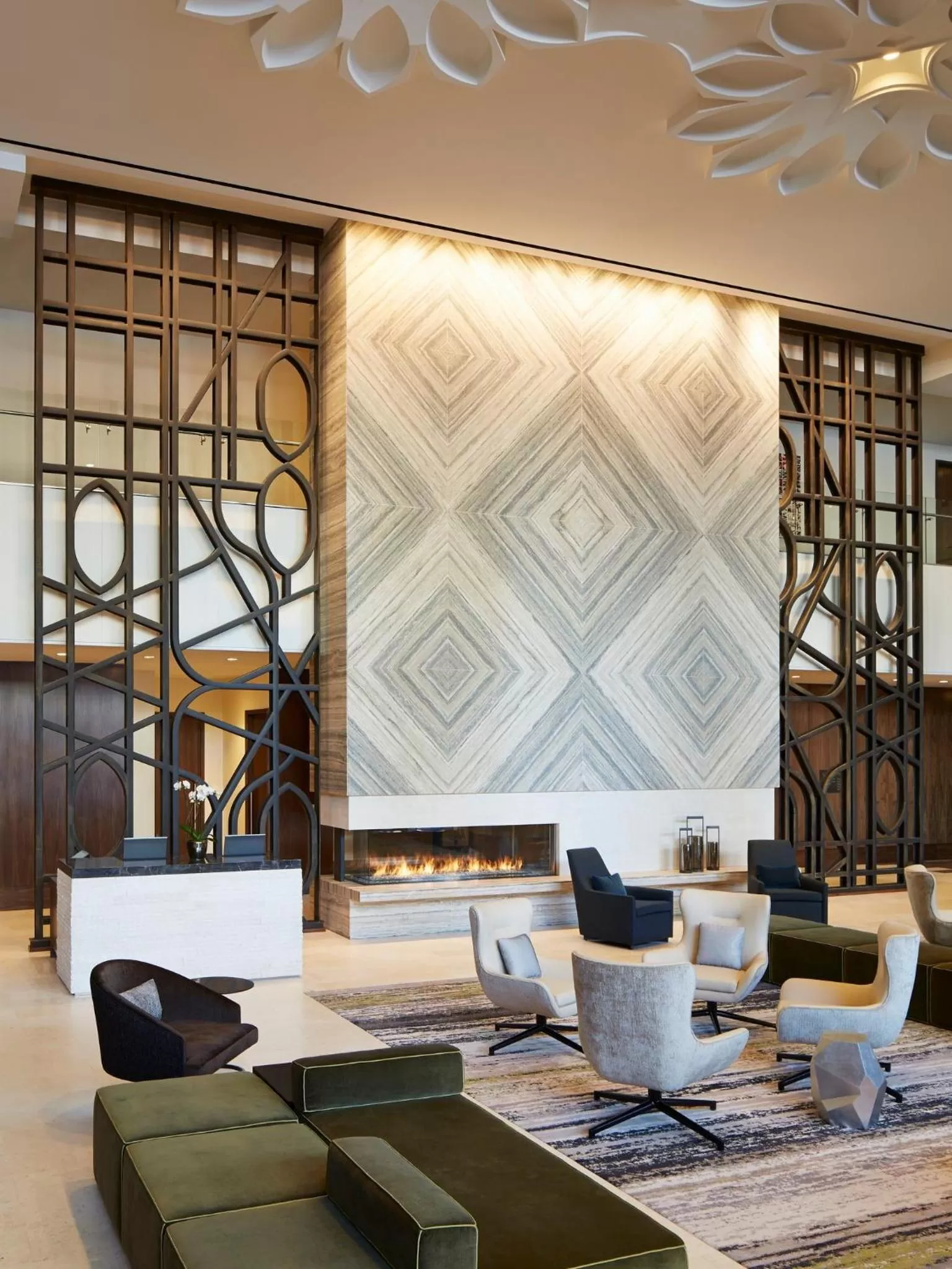 Lobby or reception in Loews Chicago Hotel