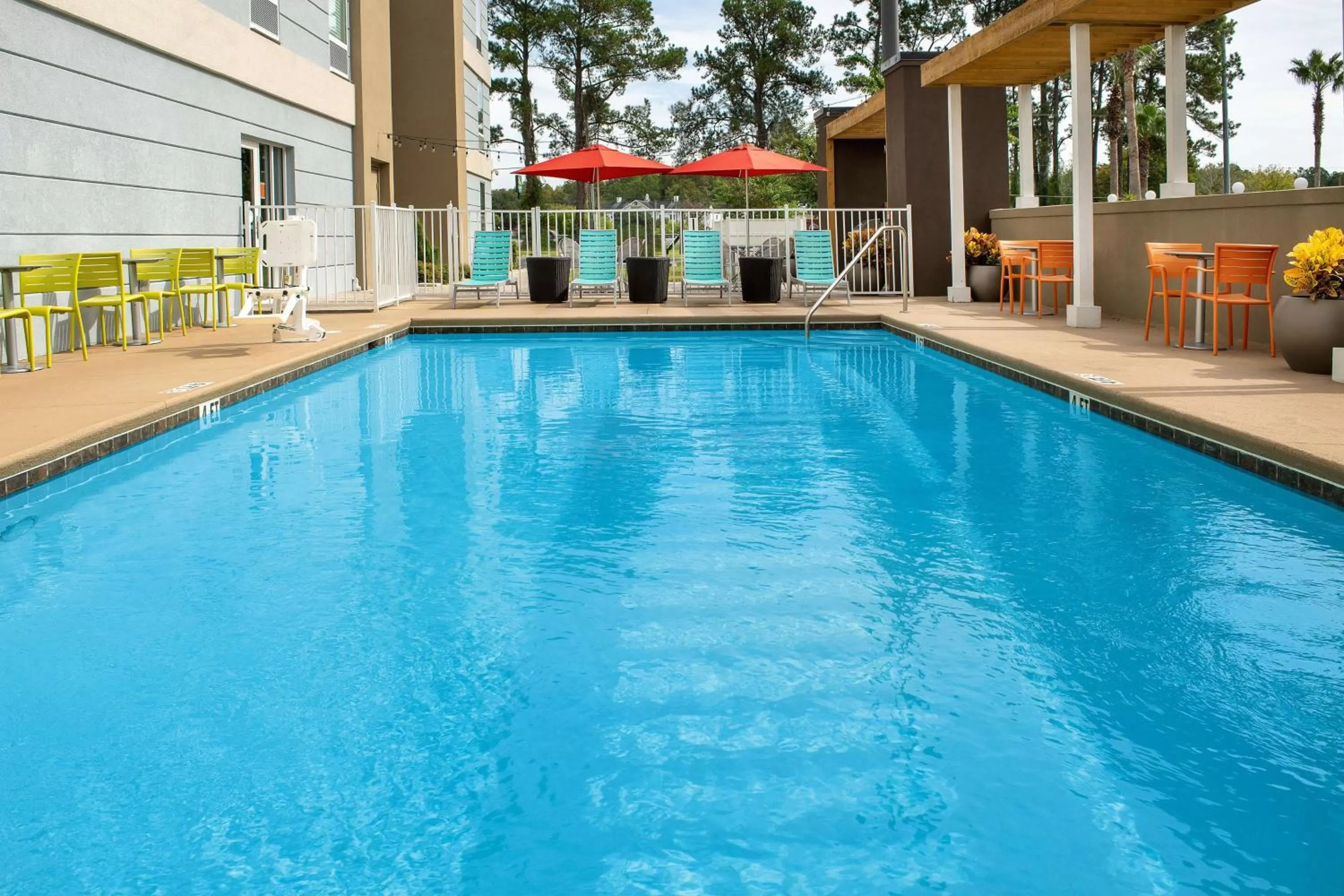 Pool view in Home2 Suites by Hilton Lake City
