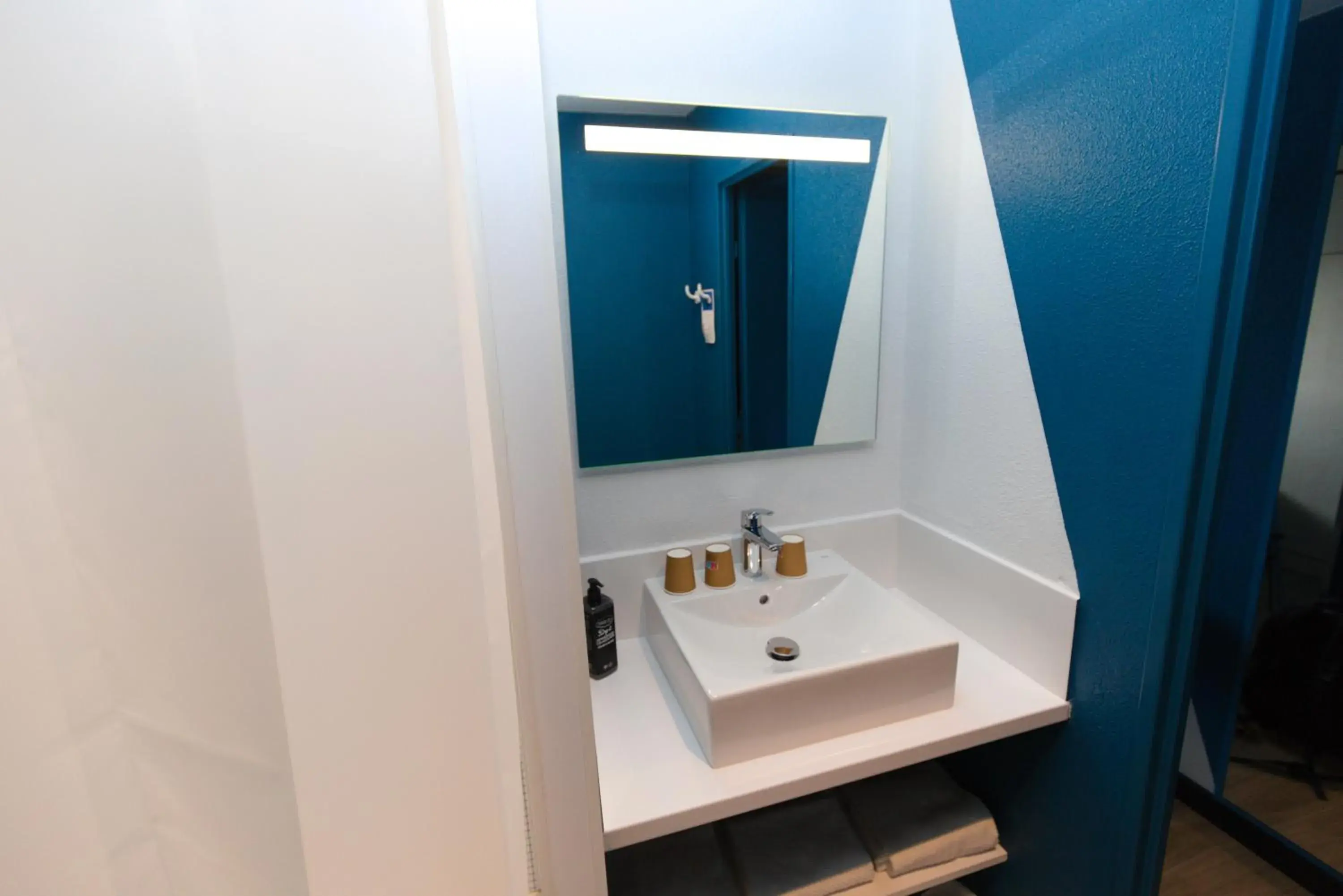 Bathroom in ibis Budget La Teste Bassin d'Arcachon