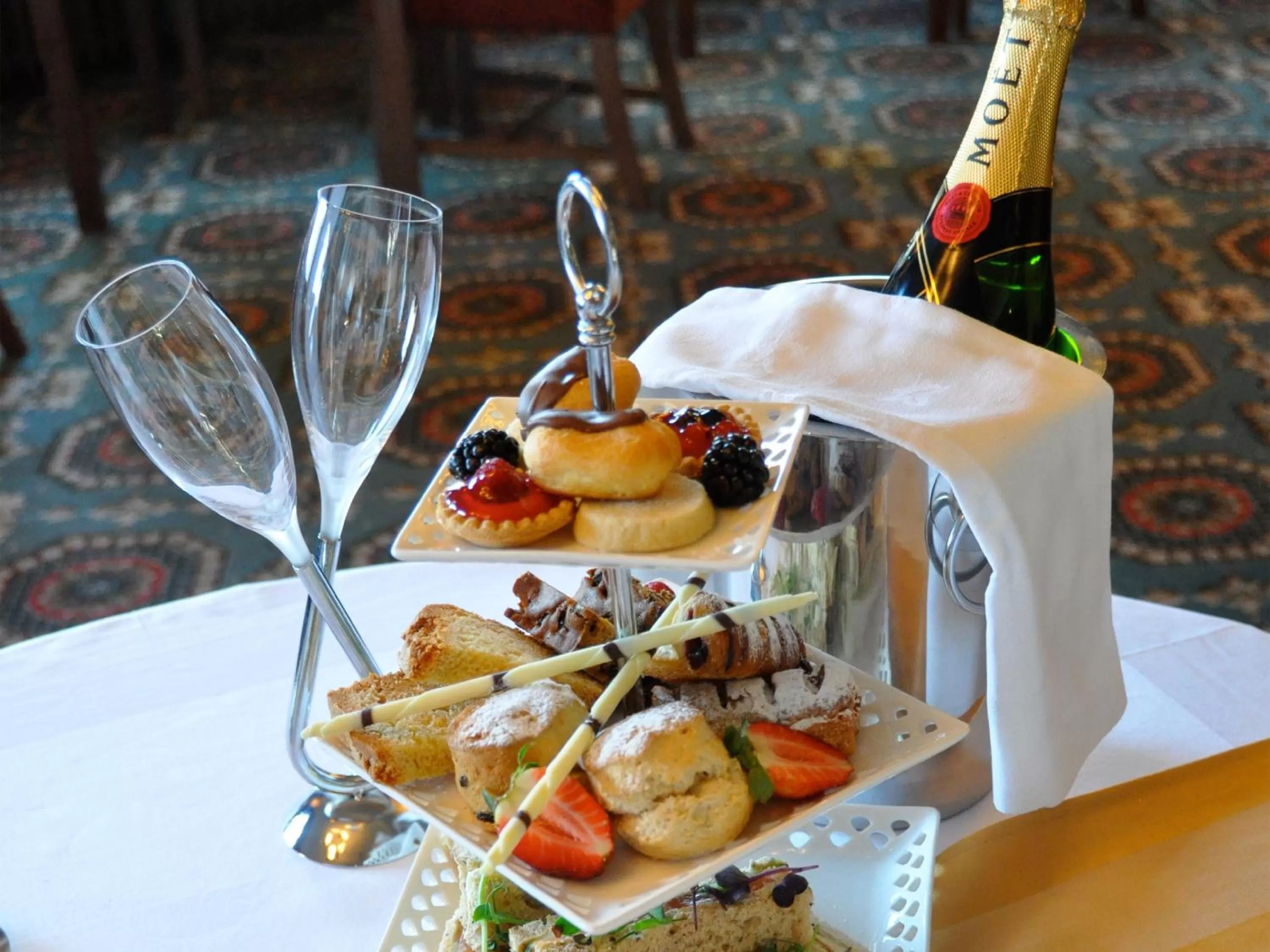 Food and drinks in Macdonald Drumossie Hotel Inverness