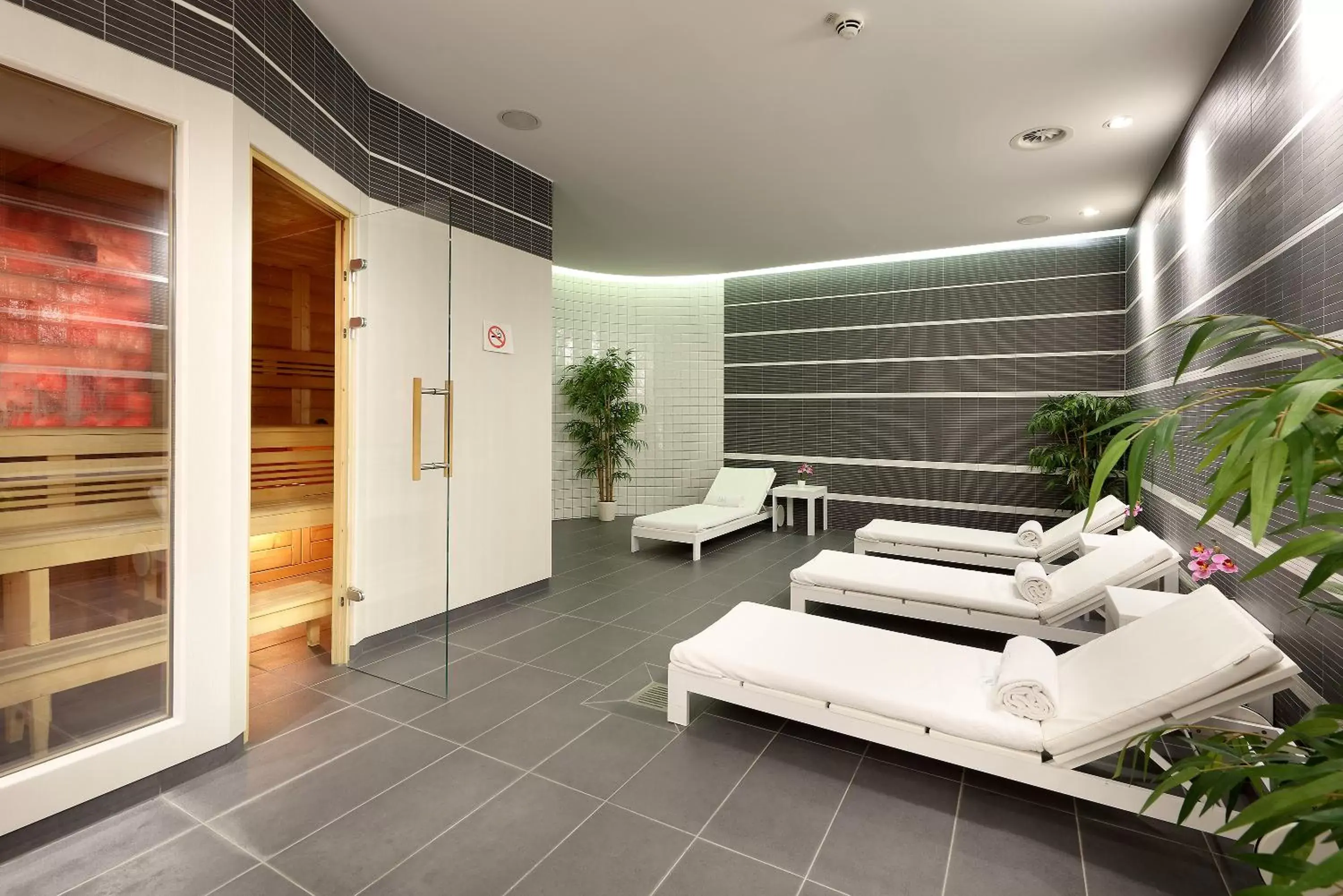 Sauna in Eurostars Book Hotel