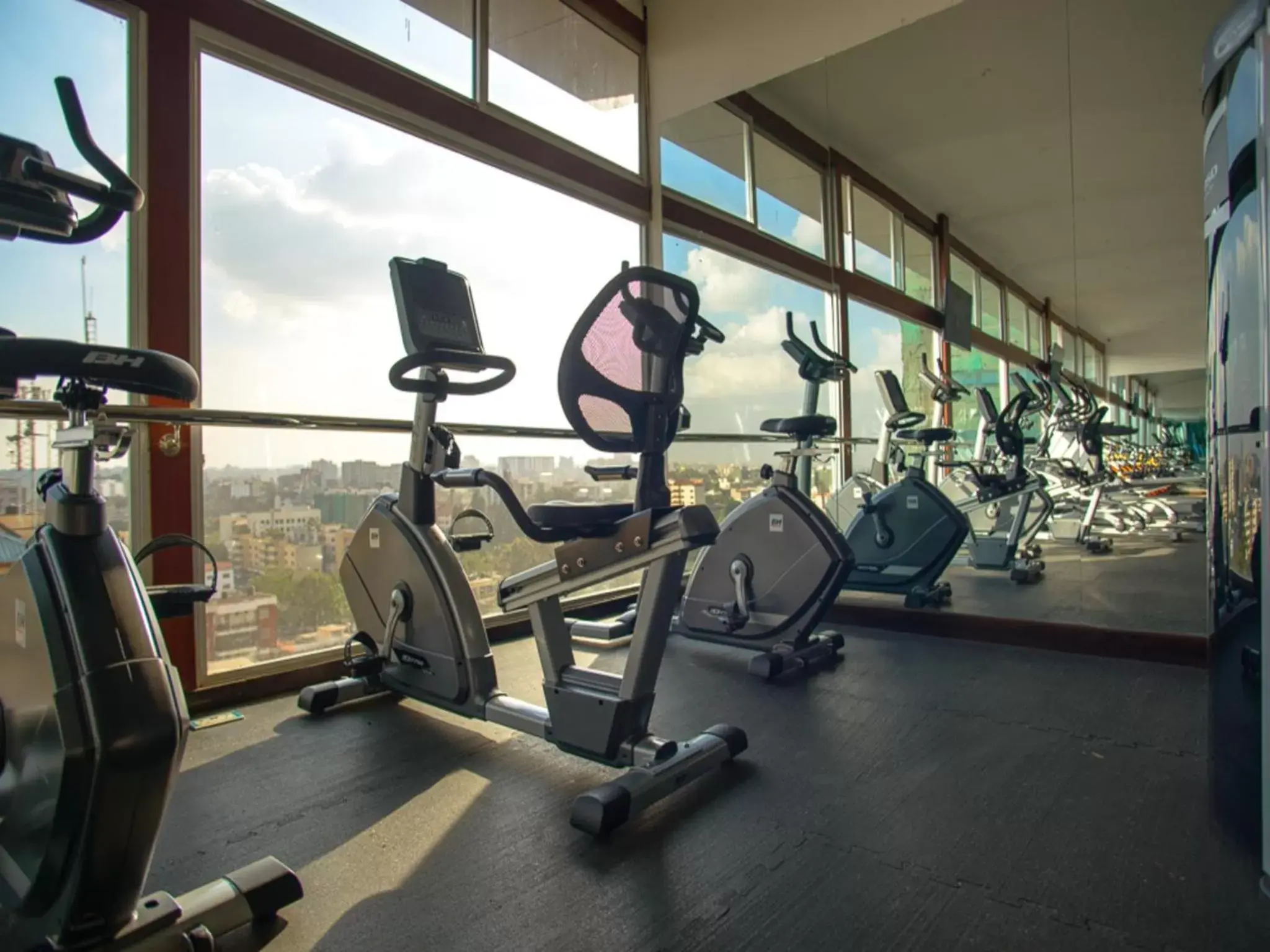 Fitness centre/facilities, Fitness Center/Facilities in Cloud Hotel & Suites