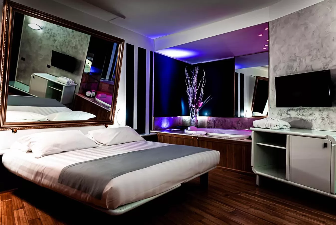 Bed in Business Hotel