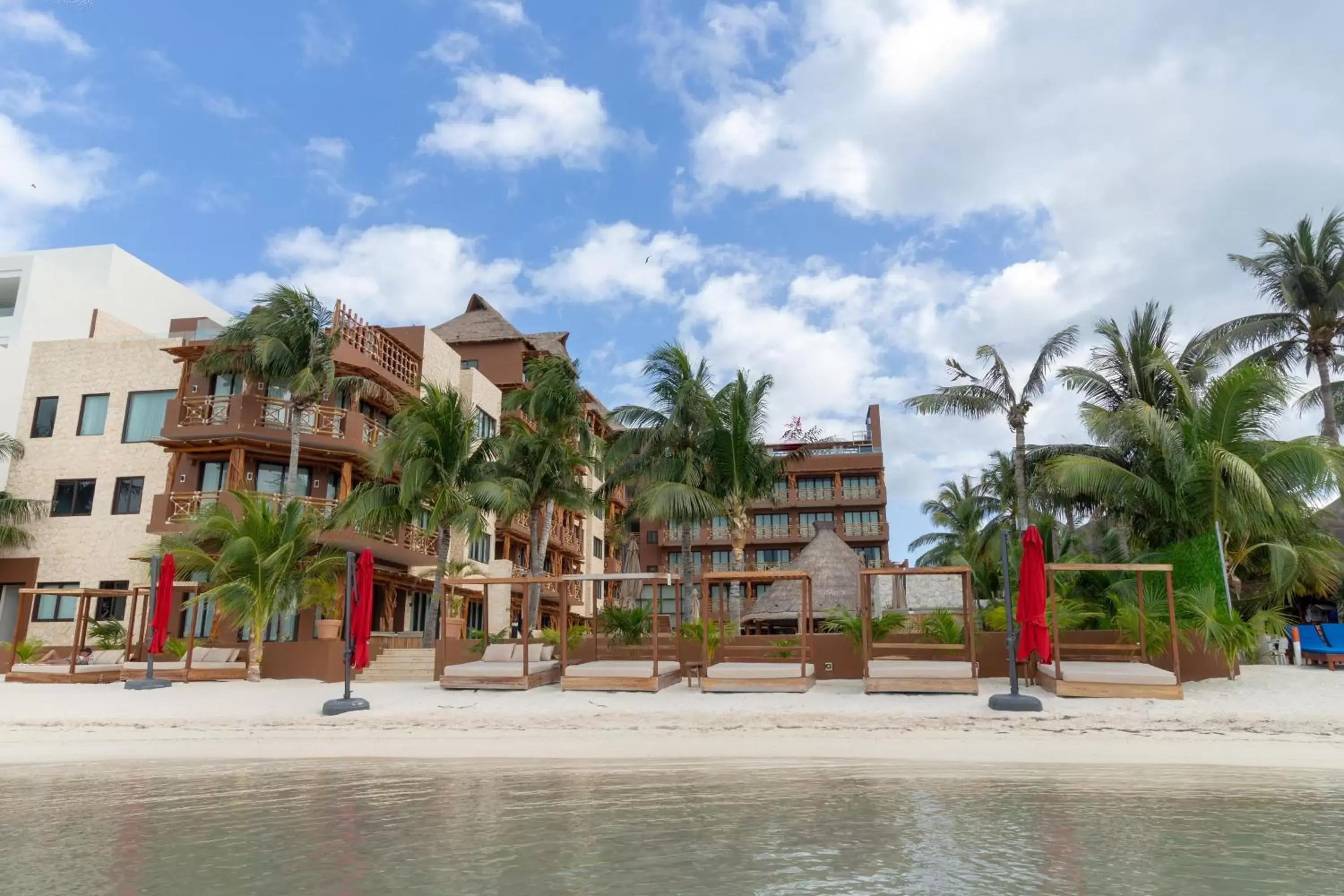 Beach, Property Building in Hotel Beló Isla Mujeres - All Inclusive