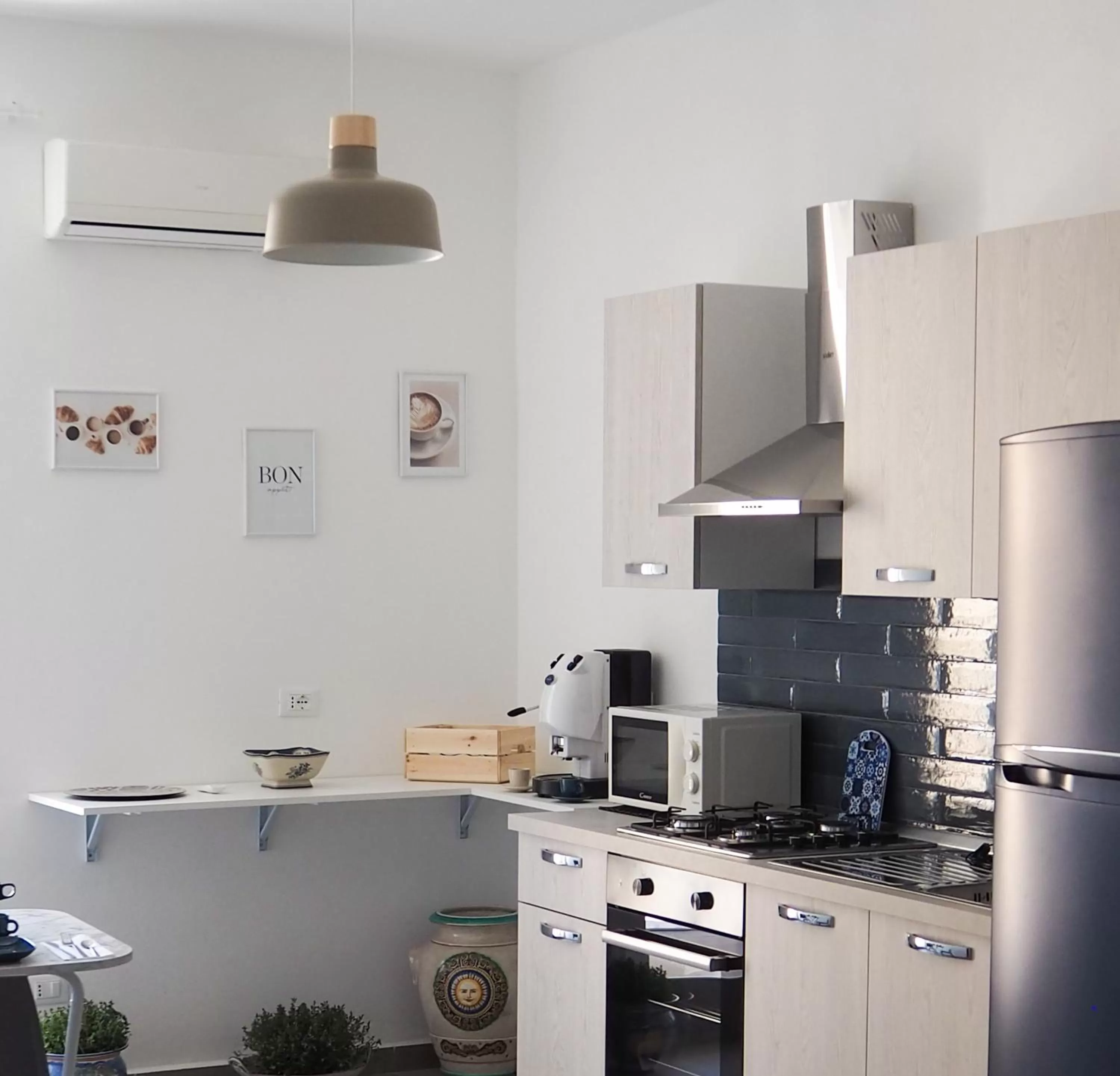 Coffee/tea facilities, Kitchen/Kitchenette in DonPè