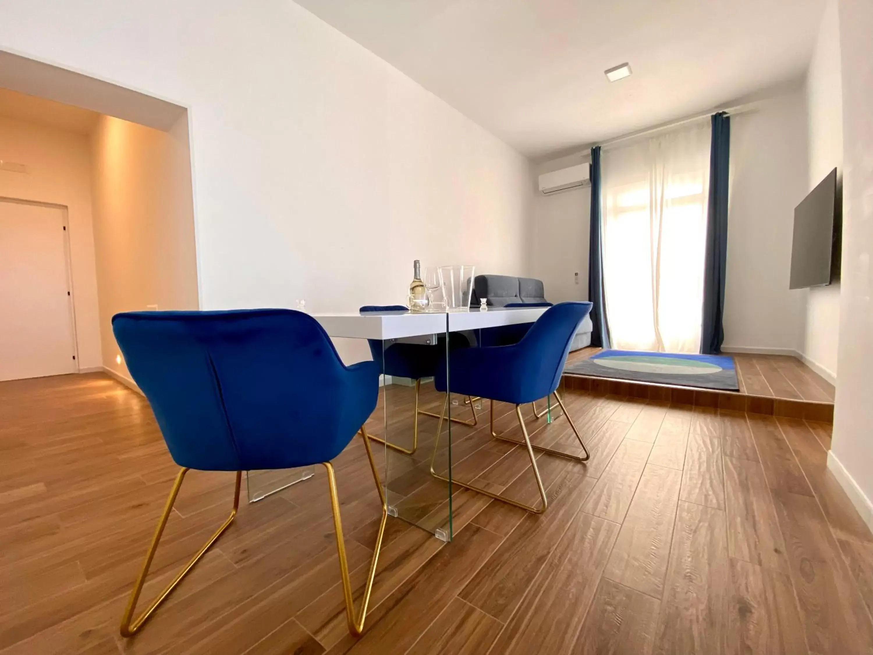 Seating area, Dining Area in Casa Roma