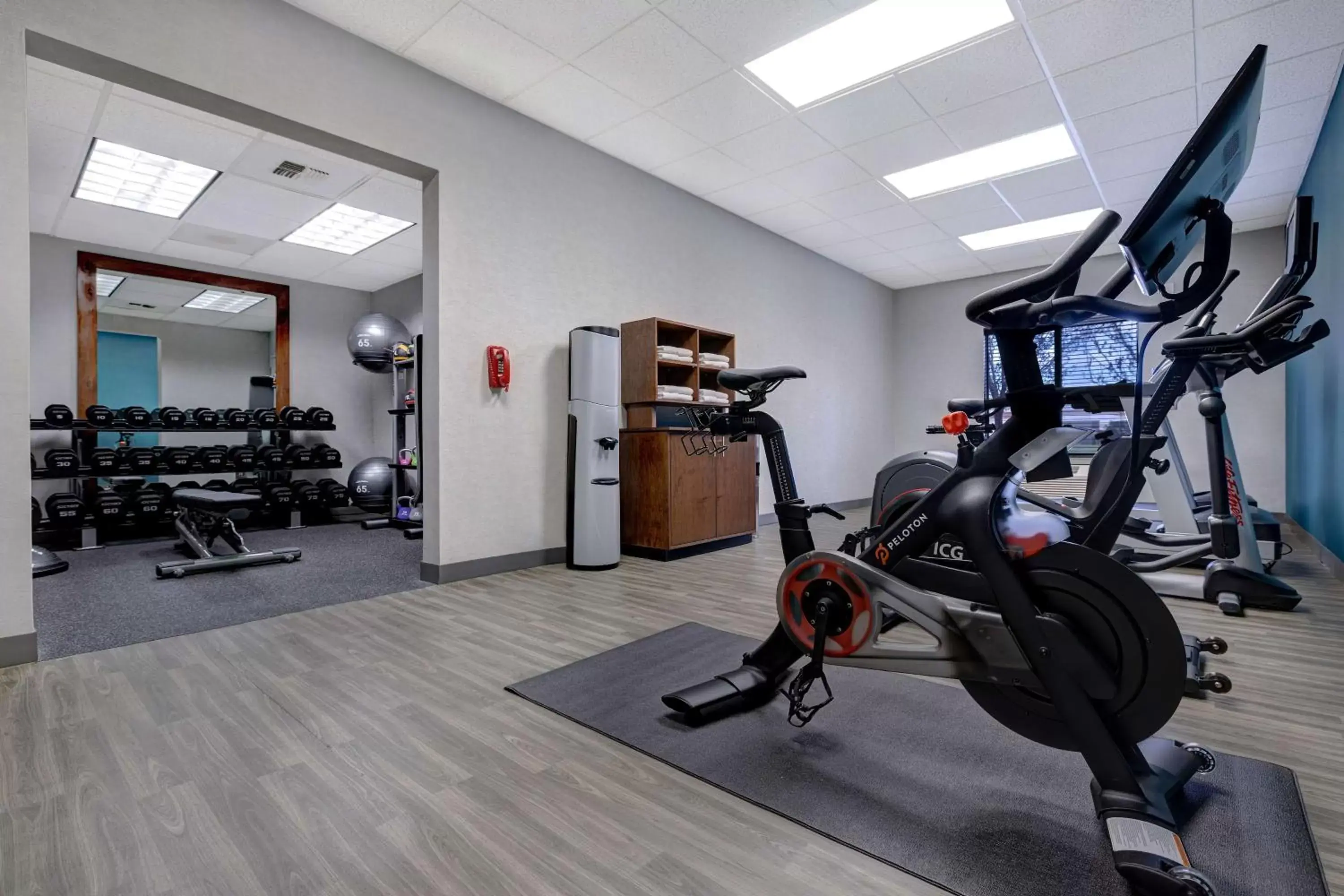 Fitness centre/facilities in Hampton Inn & Suites Tulare Fitness centre/facilities in Hampton Inn & Suites Tulare