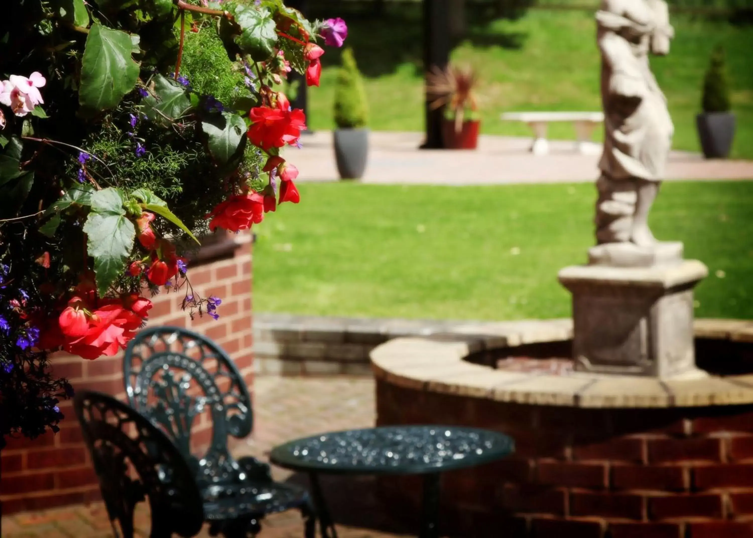 Patio in Beaufort Park Hotel