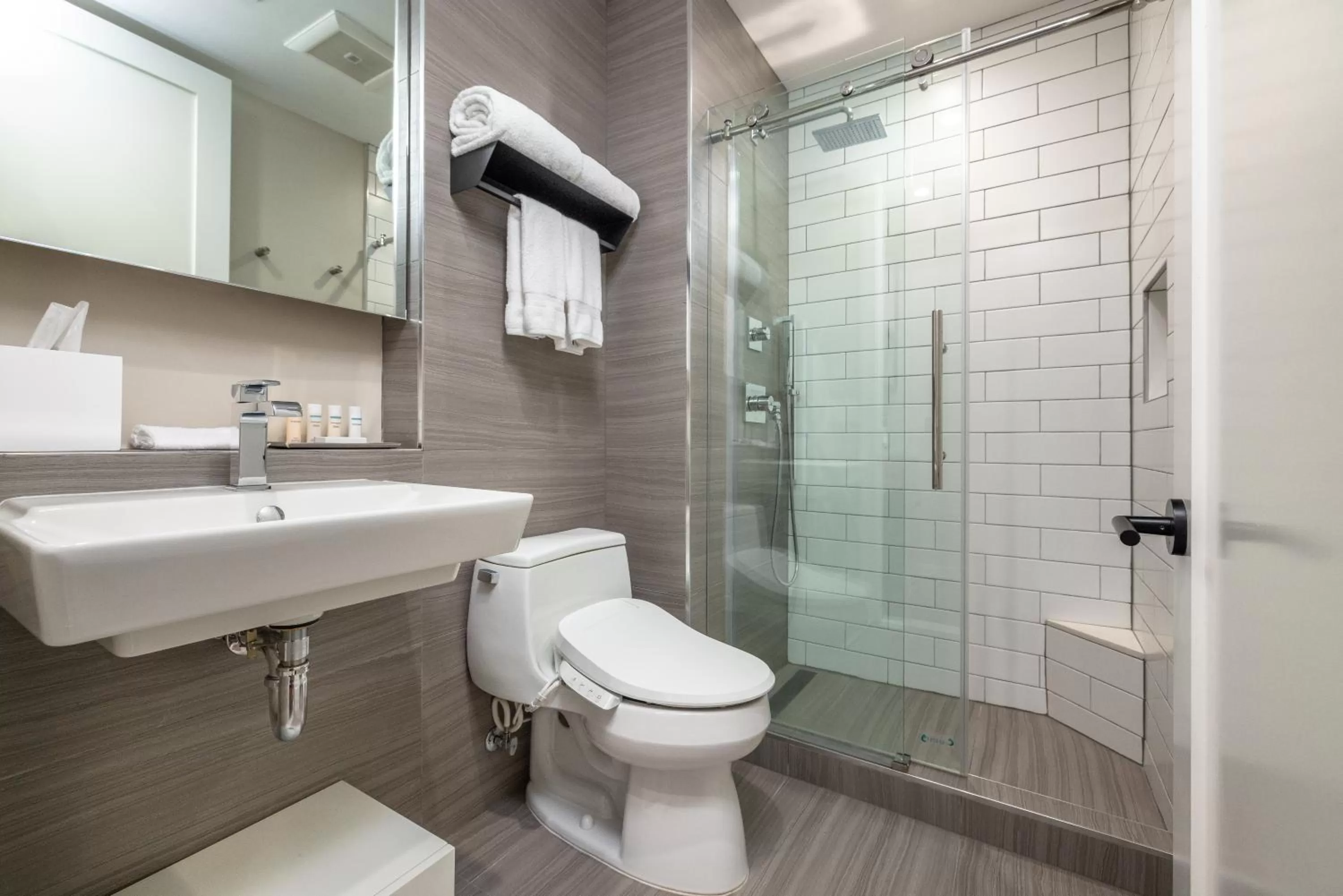 Bathroom in Infinity Hotel San Francisco, Tapestry Collection by Hilton