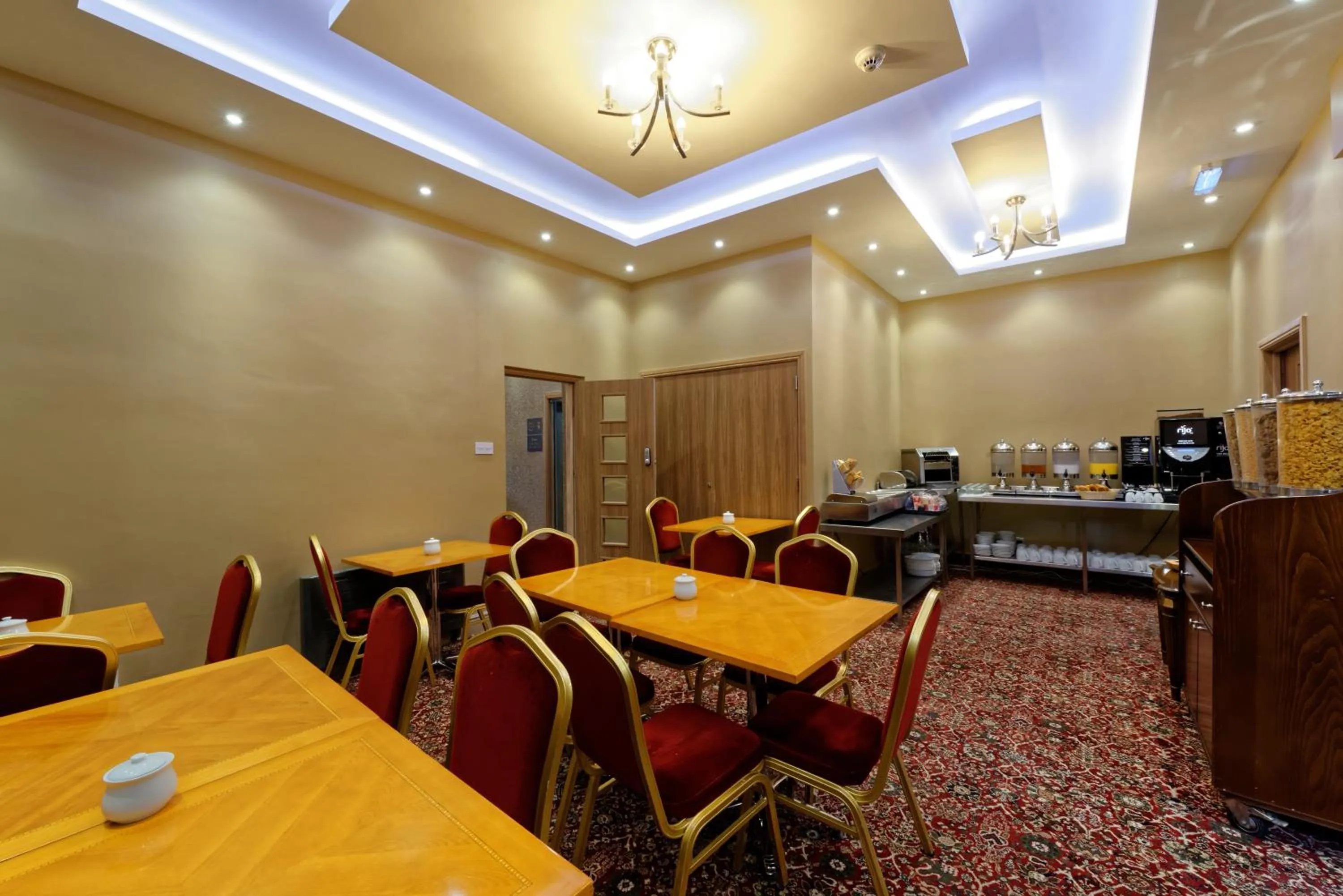 Restaurant/places to eat in Grainger Hotel