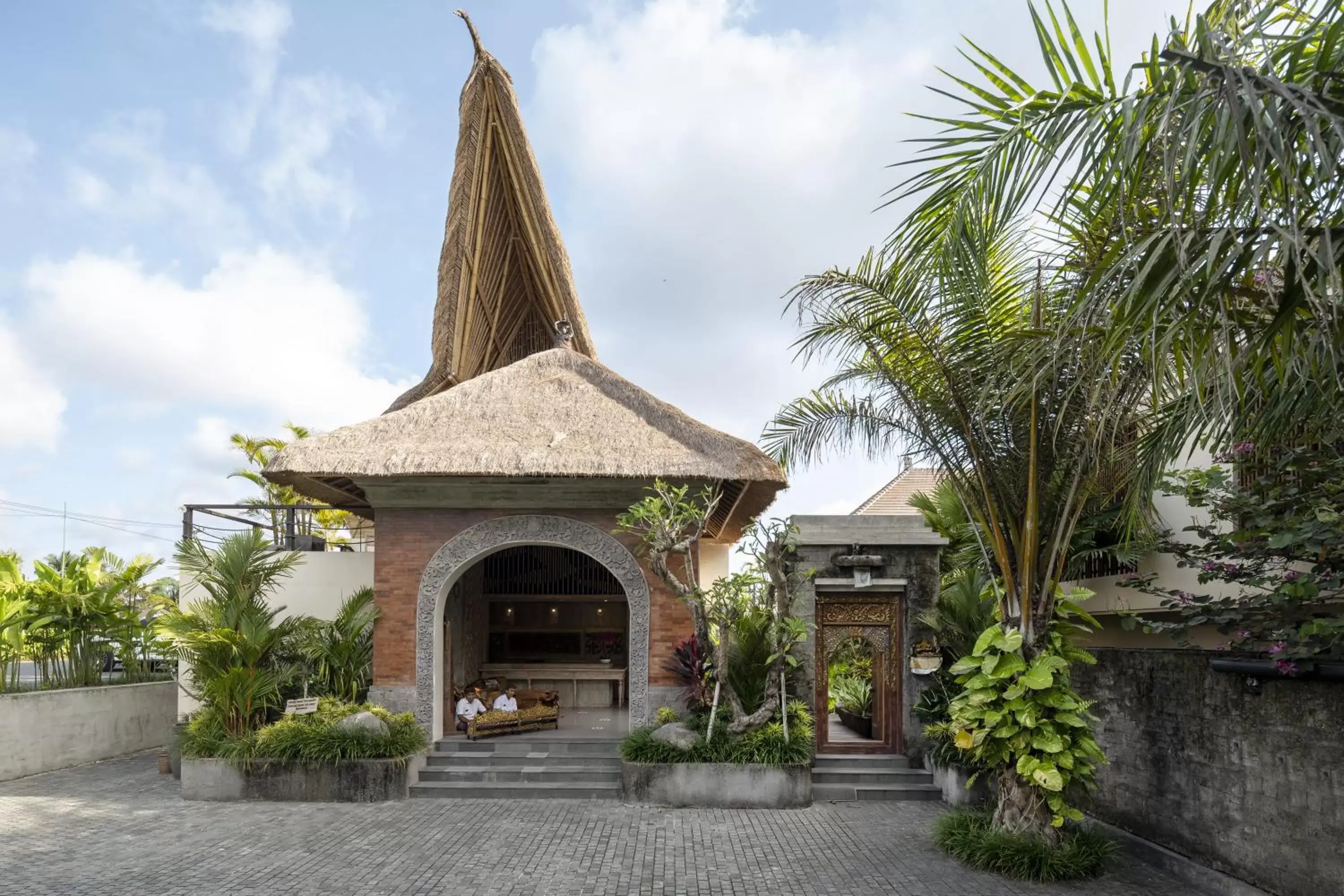 Lobby or reception in The Sun of Granary Resort and Villas