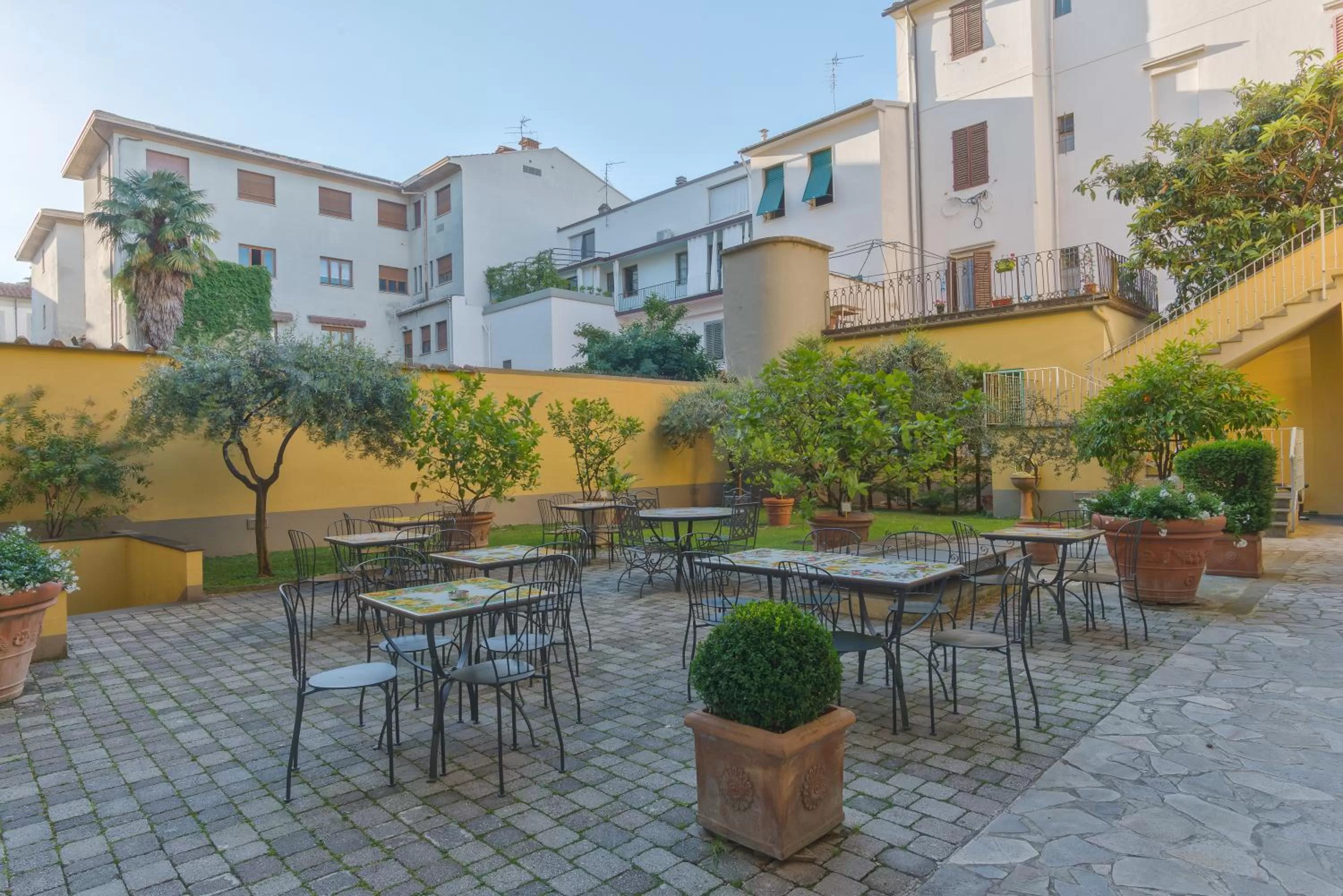 Garden in Hotel Donatello